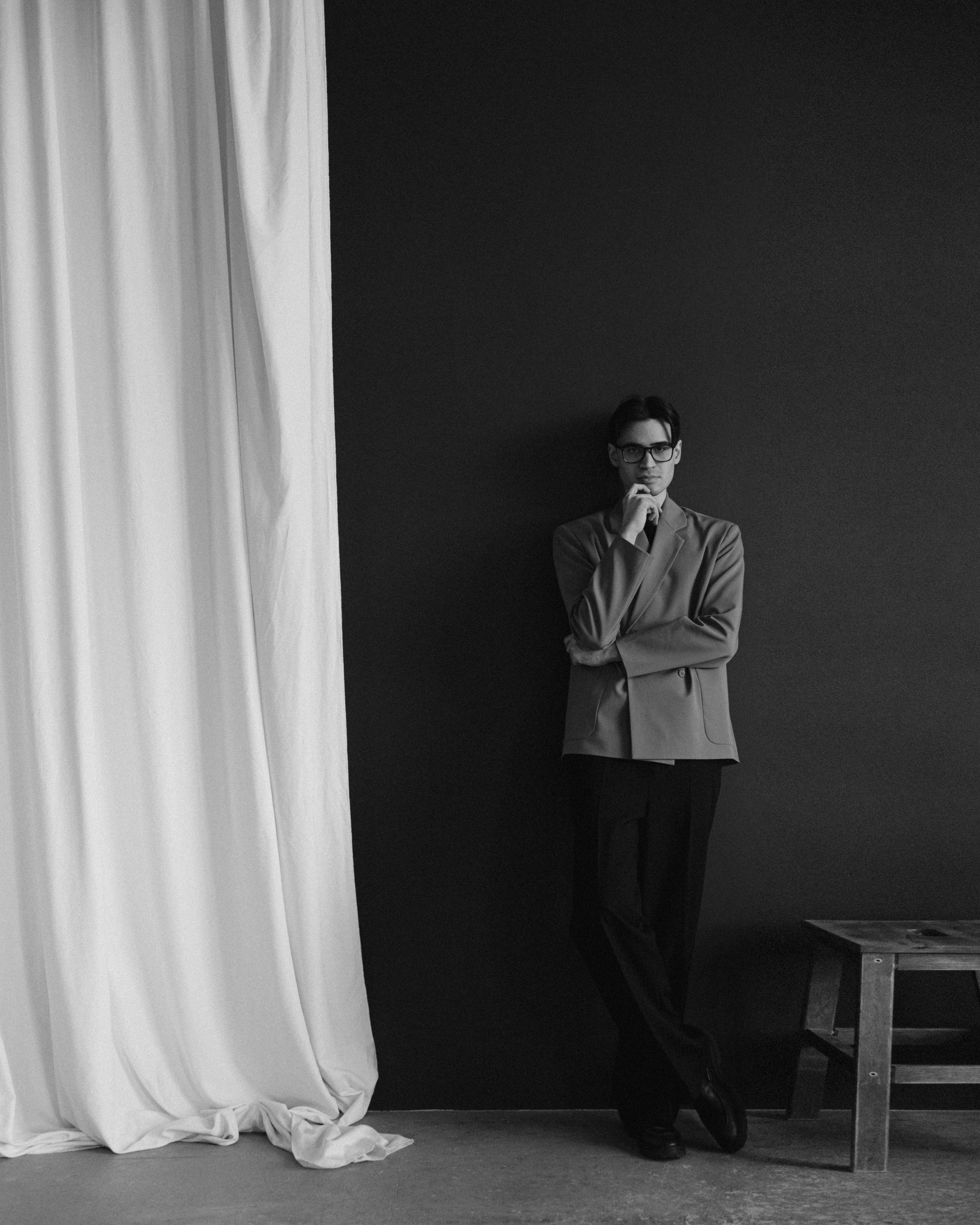 Белое. Чёрное. Никита Погосов