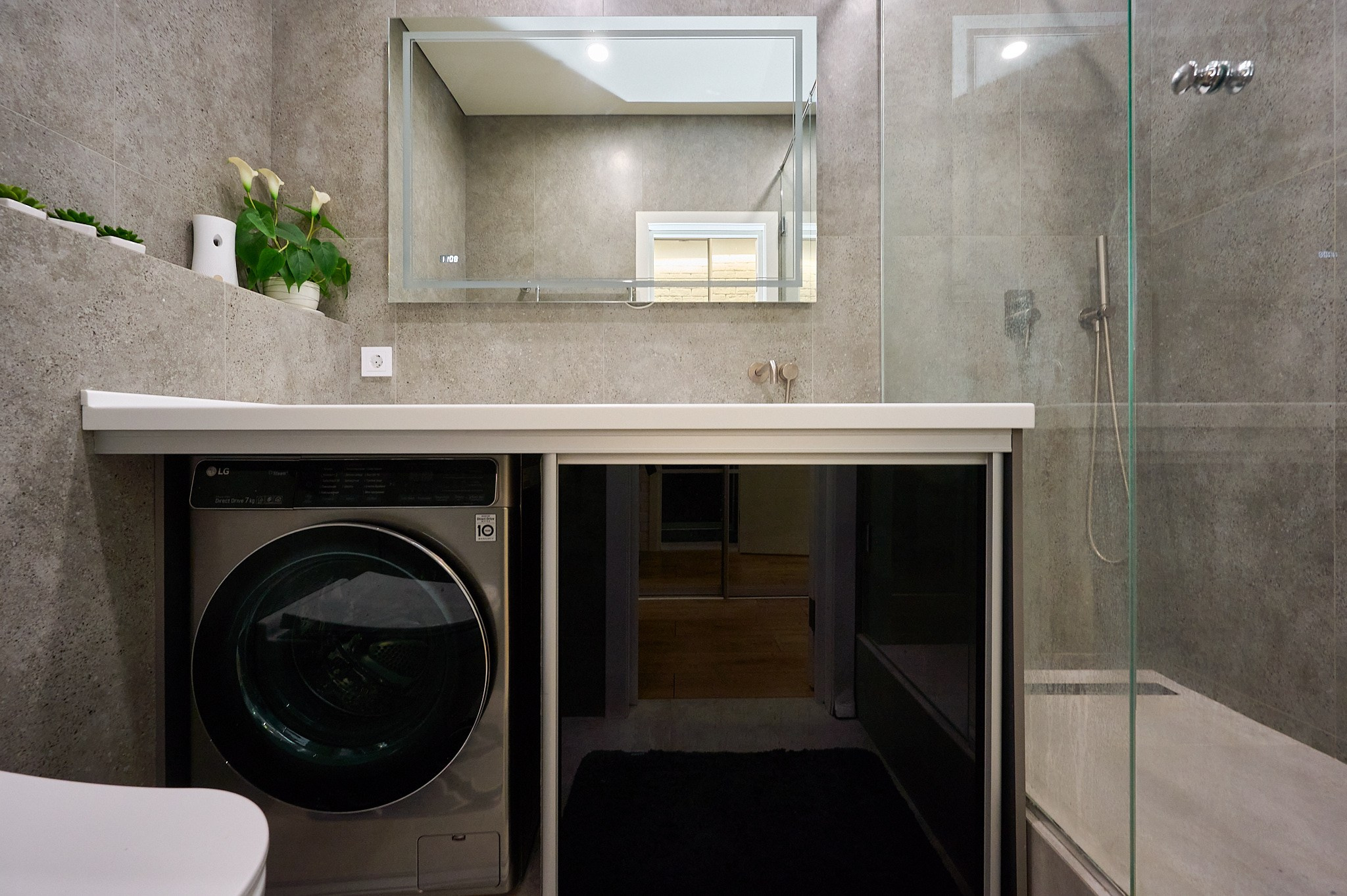 ванная комната душевая кабина зеркало санузел 