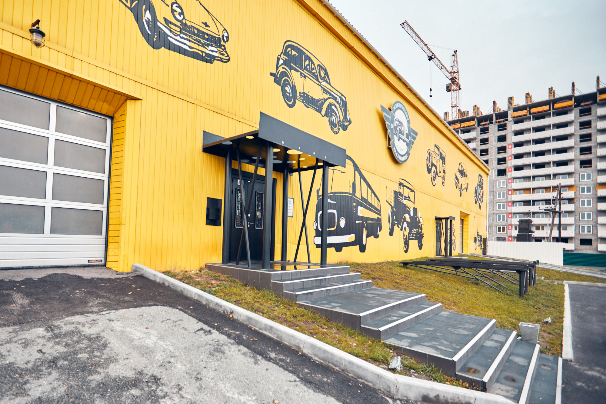 Музей ретро техники. Бизнес портрет Аэросъемка Интерьерная съемка Тюмень