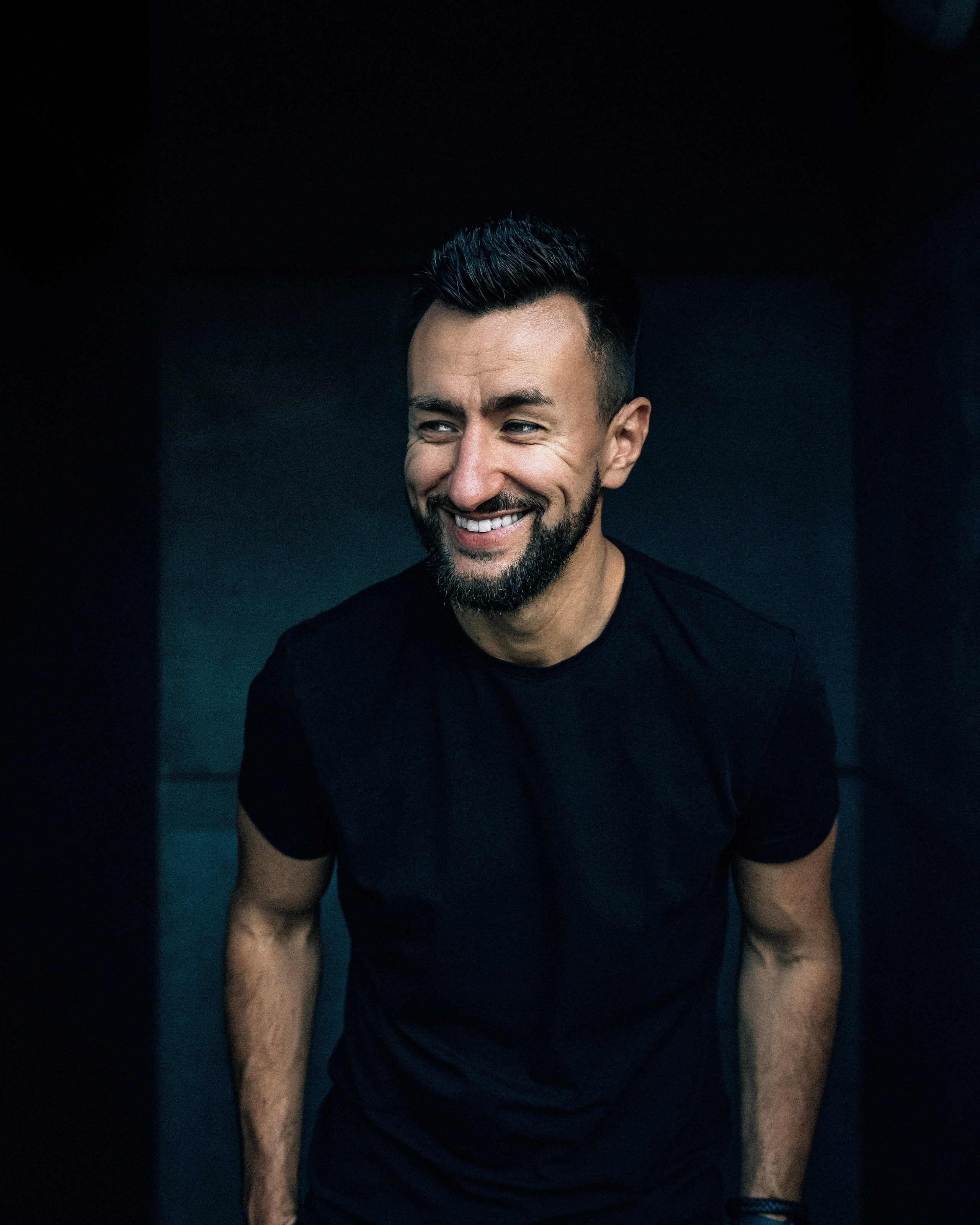 Portrait. Если ты на Земле — звони