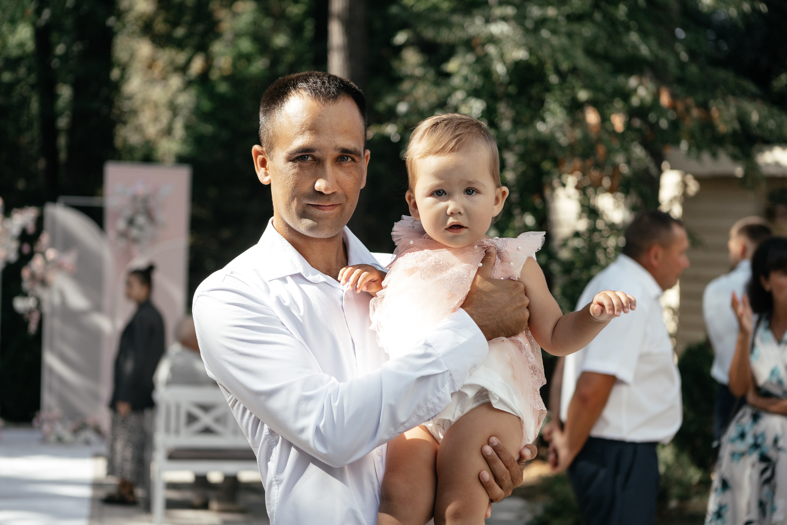 Свадебный фотограф Уфа — Руслан ГабдлисламовЖивые эмоции, красивые кадры, воспоминания на всю жизнь.Работаю по всей Республике Башкортоста. Свадебный фотограф Уфа Руслан Габдлисламов