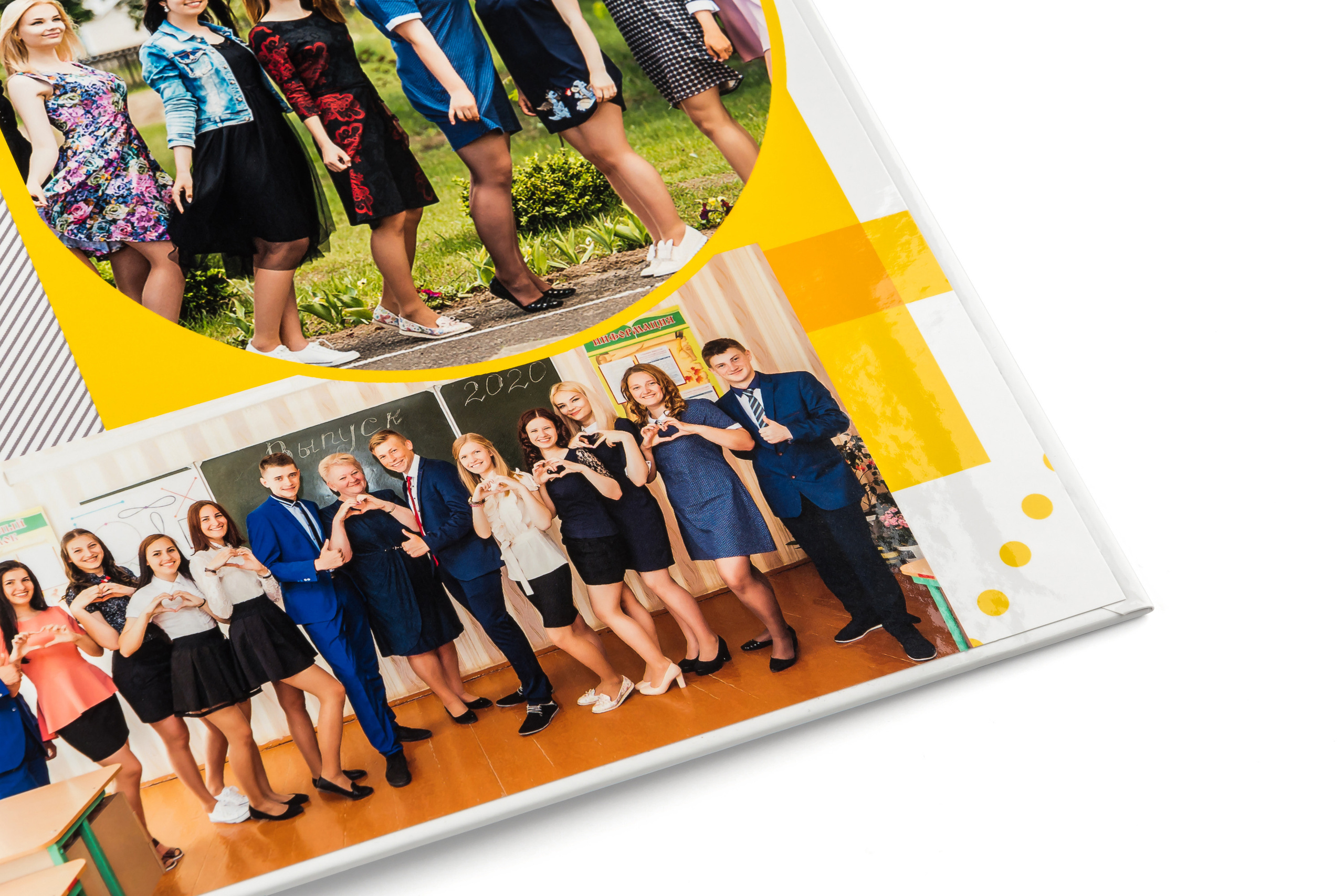 Книга в твердой обложке с плотными листами