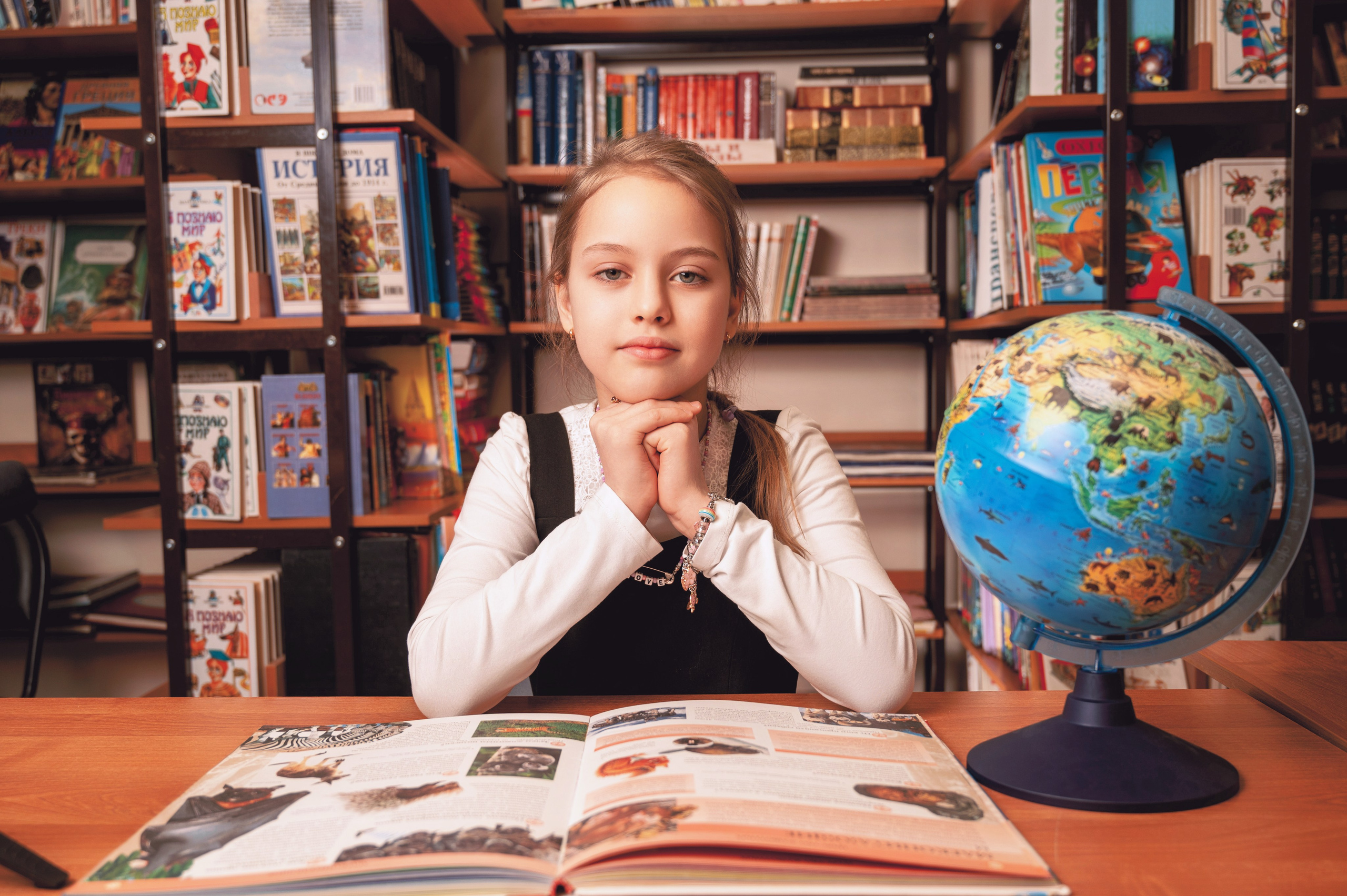 Фотографии выпускников младшей школы Гимназия 2. Детский фотограф. «Ожившие» фото, г. Нижневартовск