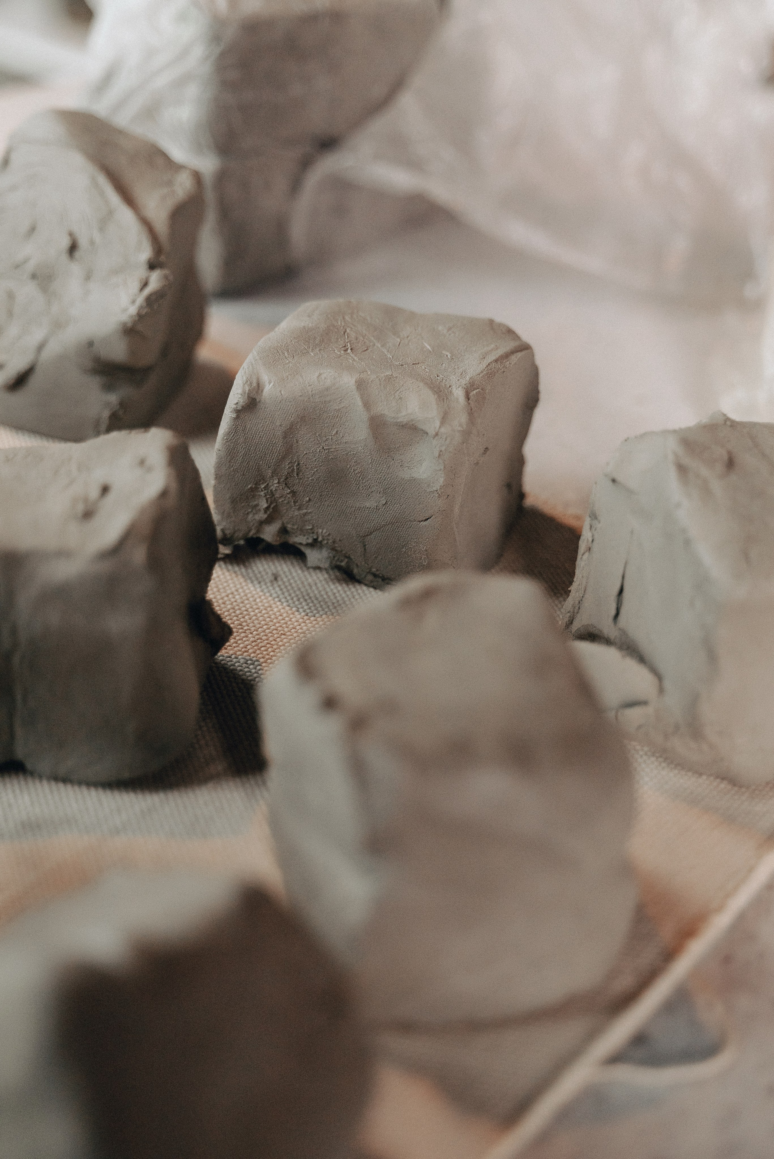 День Рождения в студии лепки из глины. Екатерина Курбанова. Женский фотограф