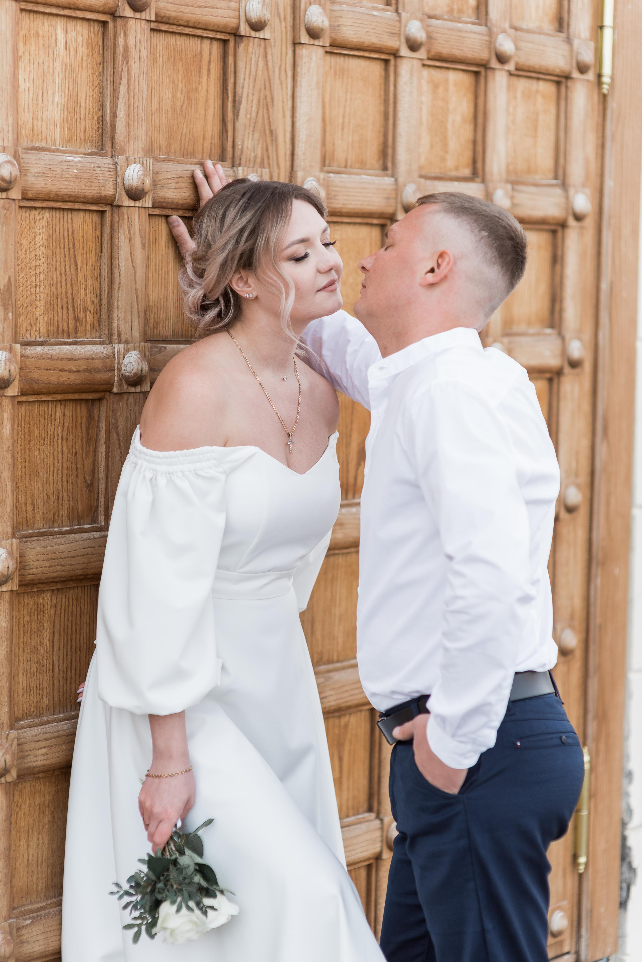 Aleksey & Kristina. Доброго времени суток! Меня зовут Куличкова Юлия — я фотограф Ваших эм