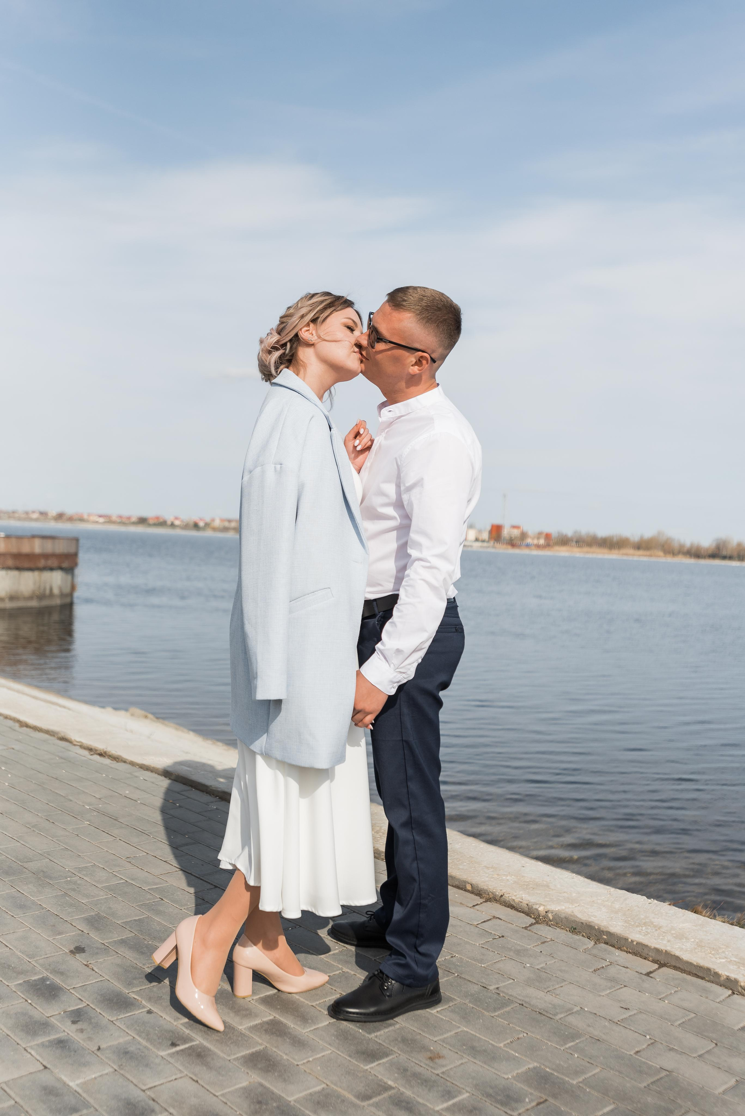 Aleksey & Kristina. Доброго времени суток! Меня зовут Куличкова Юлия — я фотограф Ваших эм