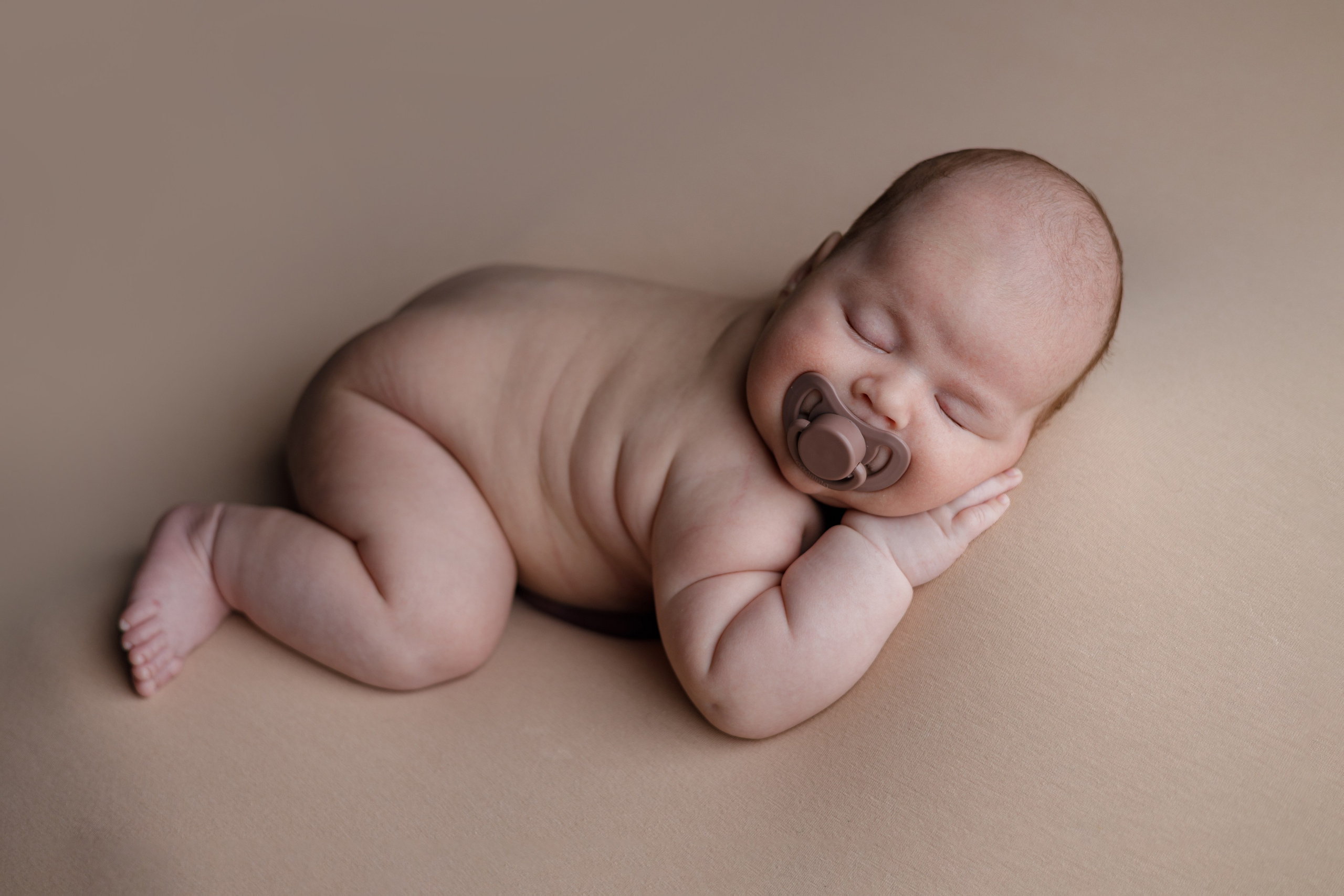 Арсений. Евгения Горбунова фотограф новорожденных в Новом Уренгое