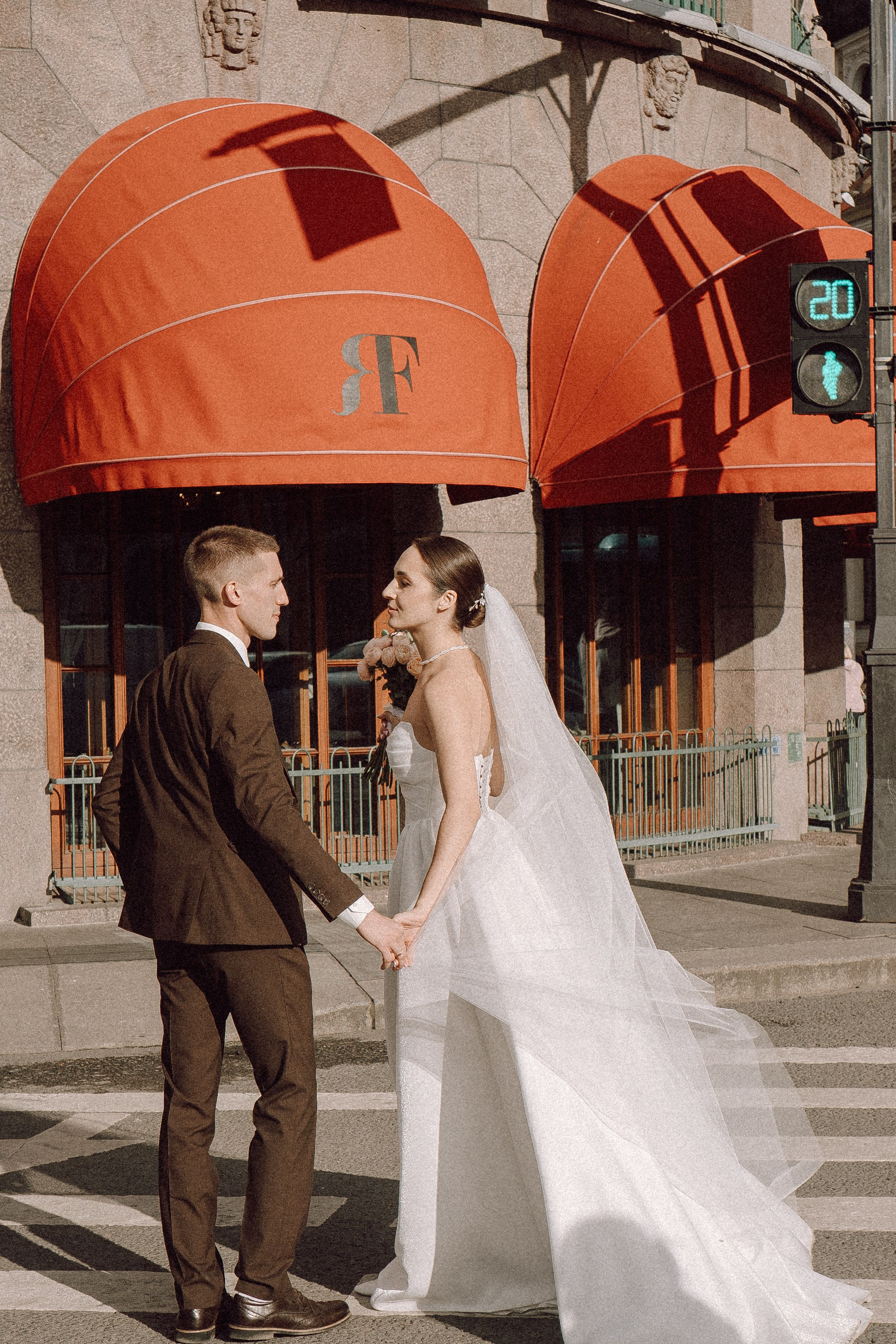 ЗАГС И ПРОГУЛКА 2 ЧАСА. Профессиональный фотограф, Санкт-Петербург — Виктория Богомолова