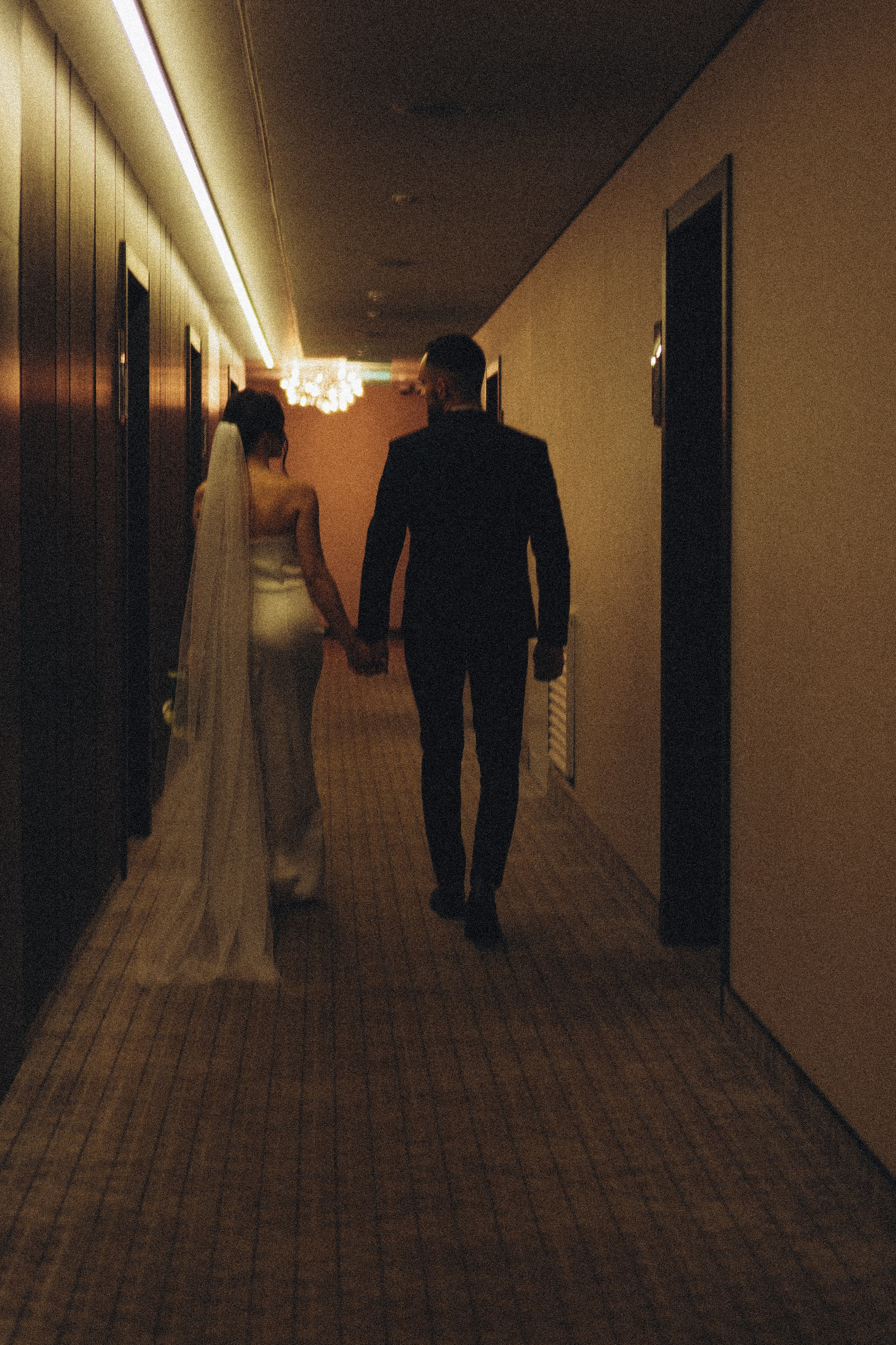 СВАДЕБНАЯ СЬЕМКА СБОРОВ ЖЕНИХА И НЕВЕСТЫ В ОТЕЛЕ И ТАКЖЕ ФОТОСЕССИИЯ В ОТЕЛЕЕ МЕГАПОЛИС БРЯНСК. Профессиональный фотограф, Санкт-Петербург — Виктория Богомолова