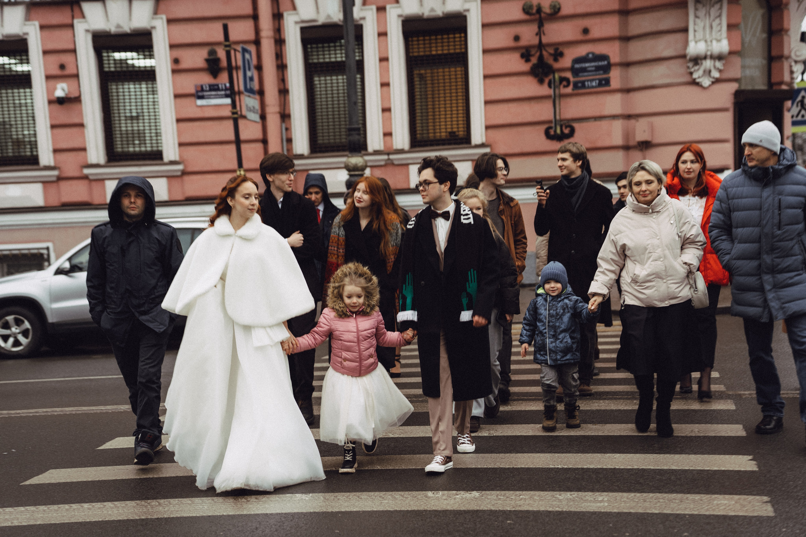 СВАДЕБНАЯ СЬЕМКА ВО ВТОРОМ ДВОРЦЕ С ГОСТЯМИ И ПРОГУЛКА В ТАВРИЧЕСКОМ САДУ. Профессиональный фотограф, Санкт-Петербург — Виктория Богомолова