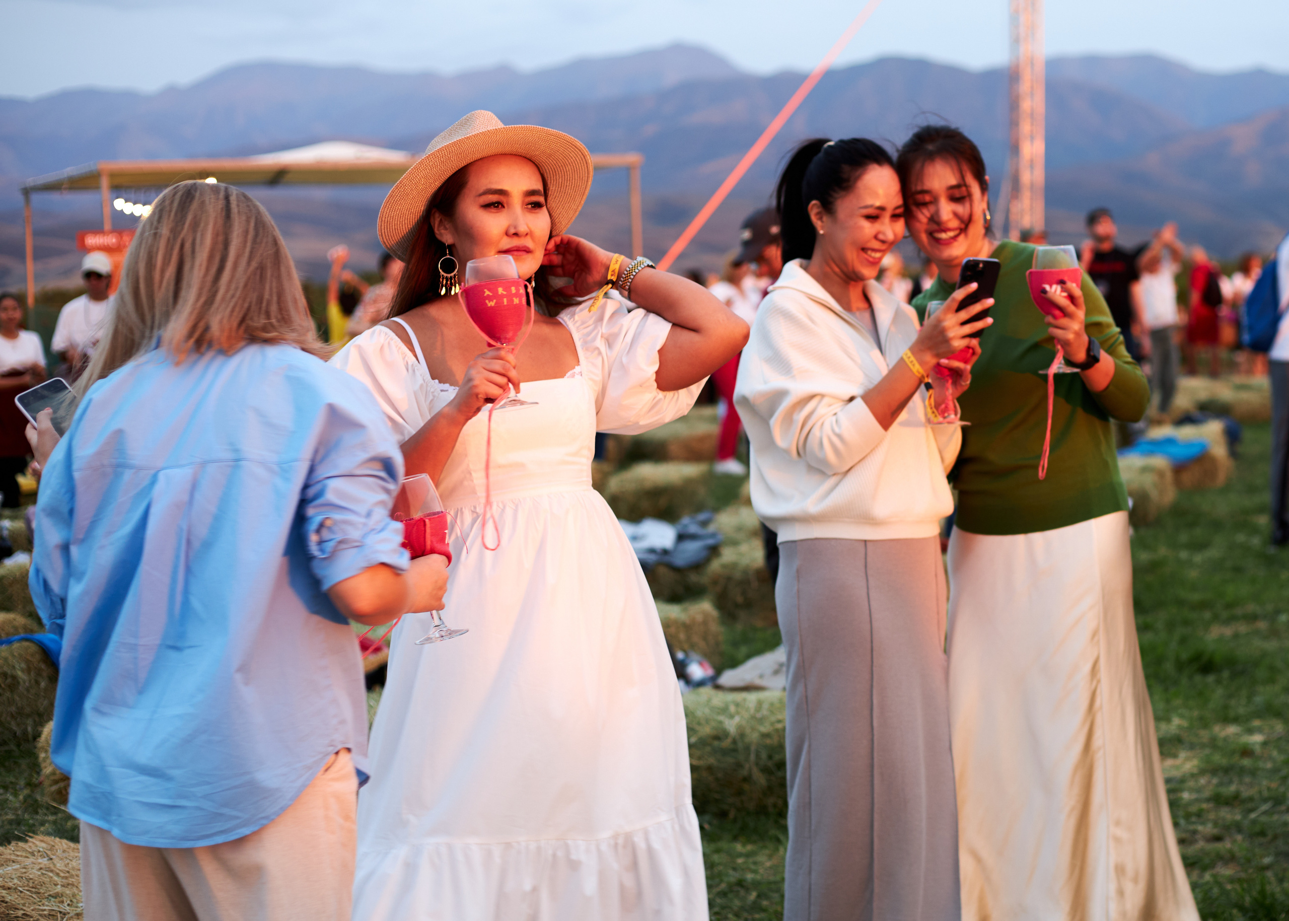 фотограф астана, услуги фотографа, профессиональный фотограф, репортажная съемка, портретная фотосъемка, баскетбол, астана, студийная фотосессия, фотосессия астана, детский фотограф, фотограф на день рождения, фотограф на праздник, выездная фотостудия, фотограф алматы, праздник урожая, арбафест, matchday.kz, chingizqagan