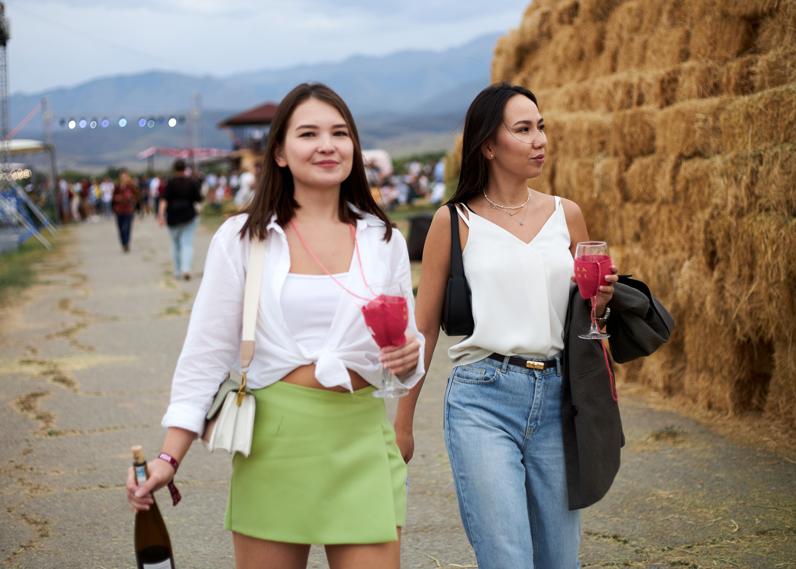 фотограф астана, услуги фотографа, профессиональный фотограф, репортажная съемка, портретная фотосъемка, баскетбол, астана, студийная фотосессия, фотосессия астана, детский фотограф, фотограф на день рождения, фотограф на праздник, выездная фотостудия, фотограф алматы, праздник урожая, арбафест,