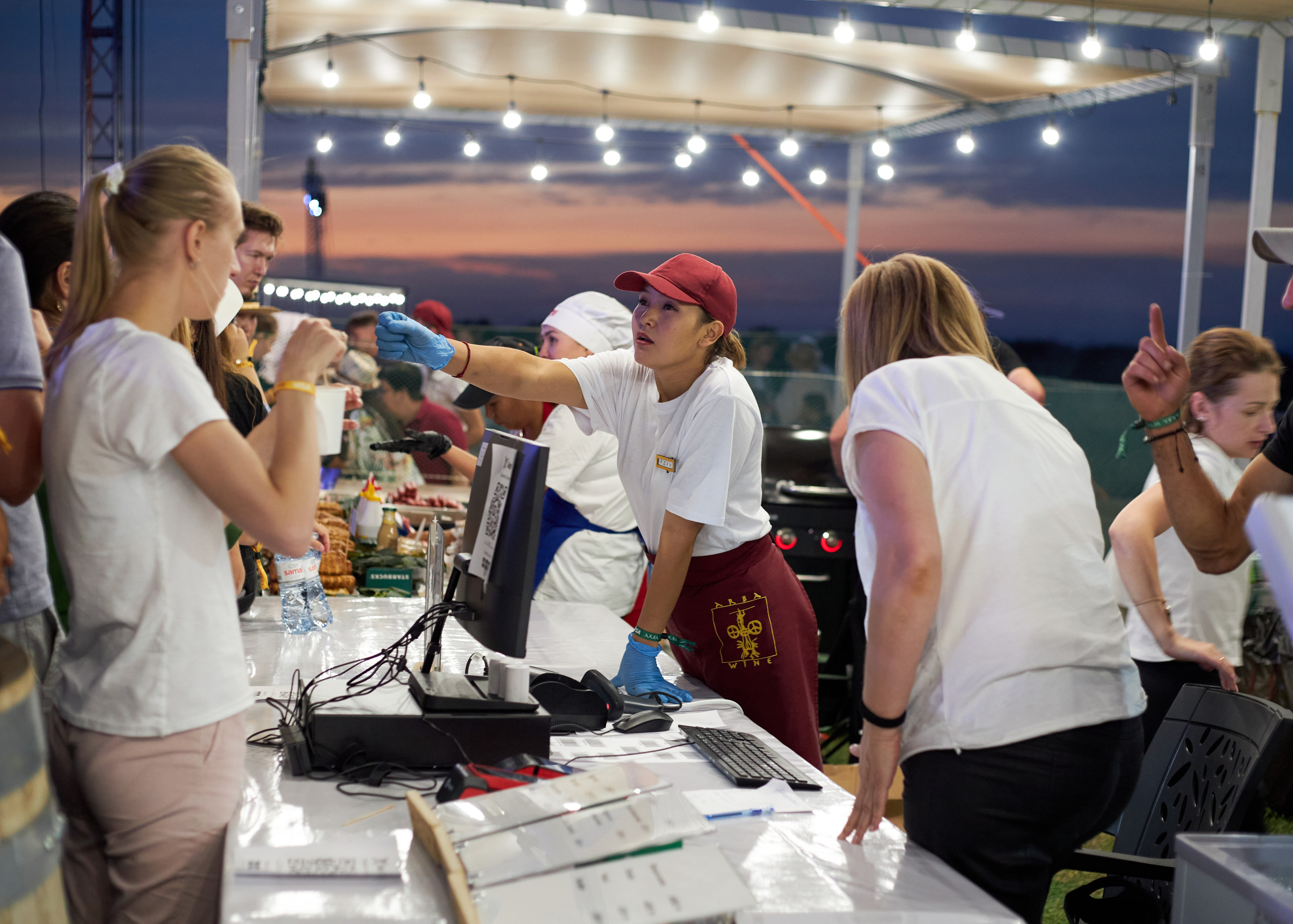 фотограф астана, услуги фотографа, профессиональный фотограф, репортажная съемка, портретная фотосъемка, баскетбол, астана, студийная фотосессия, фотосессия астана, детский фотограф, фотограф на день рождения, фотограф на праздник, выездная фотостудия, фотограф алматы, праздник урожая, арбафест, matchday.kz, chingizqagan