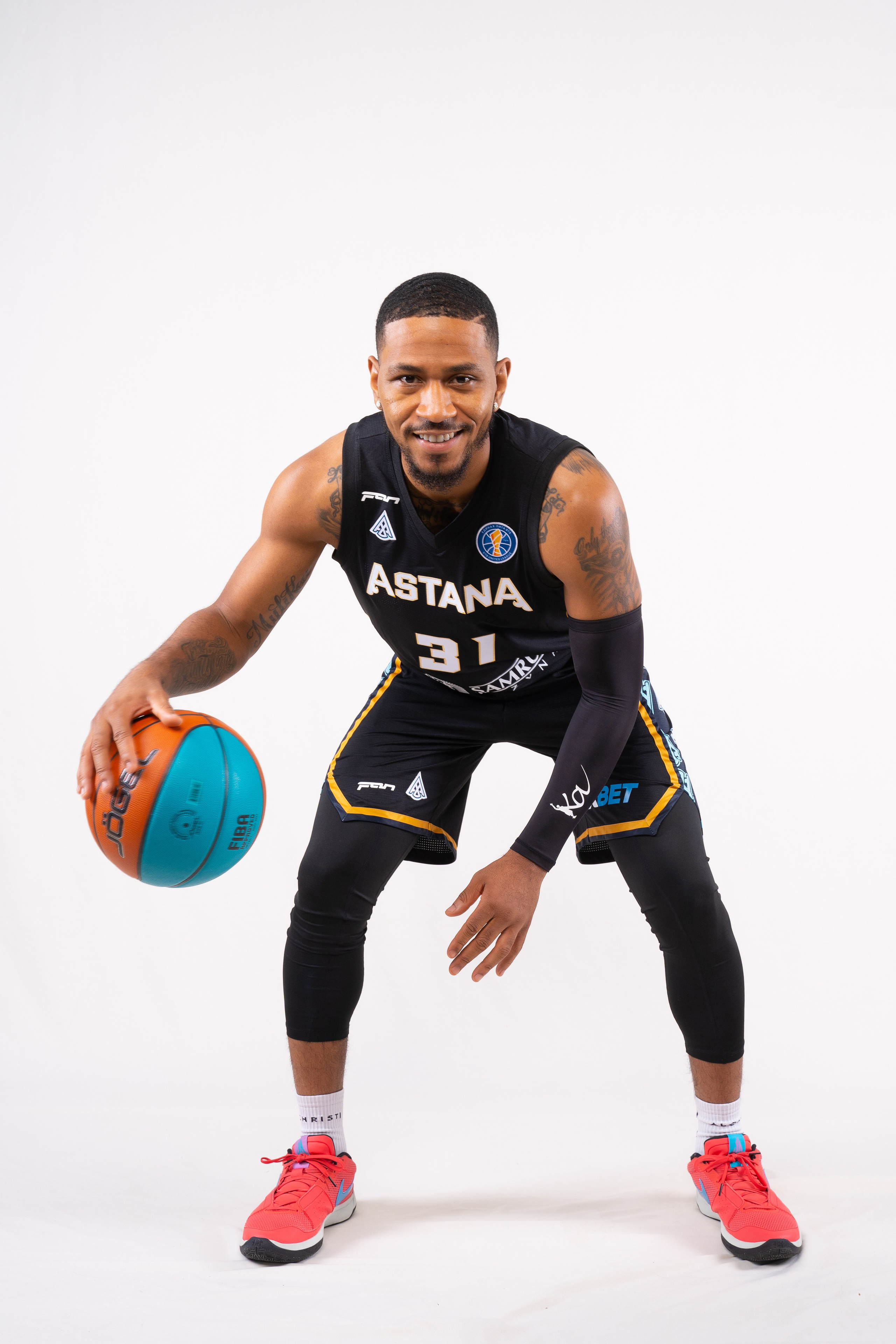 фотограф астана, услуги фотографа, профессиональный фотограф, репортажная съемка, зал бокса, бокс, астана, фотограф астана, услуги фотографа, профессиональный фотограф, репортажная съемка, портретная фотосъемка, баскетбол, астана, студийная фотосессия, фотосессия астана, детский фотограф, фотограф на день рождения, фотограф на праздник, выездная фотостудия, фотограф алматы, праздник урожая, арбафест, matchday.kz, chingizqagan