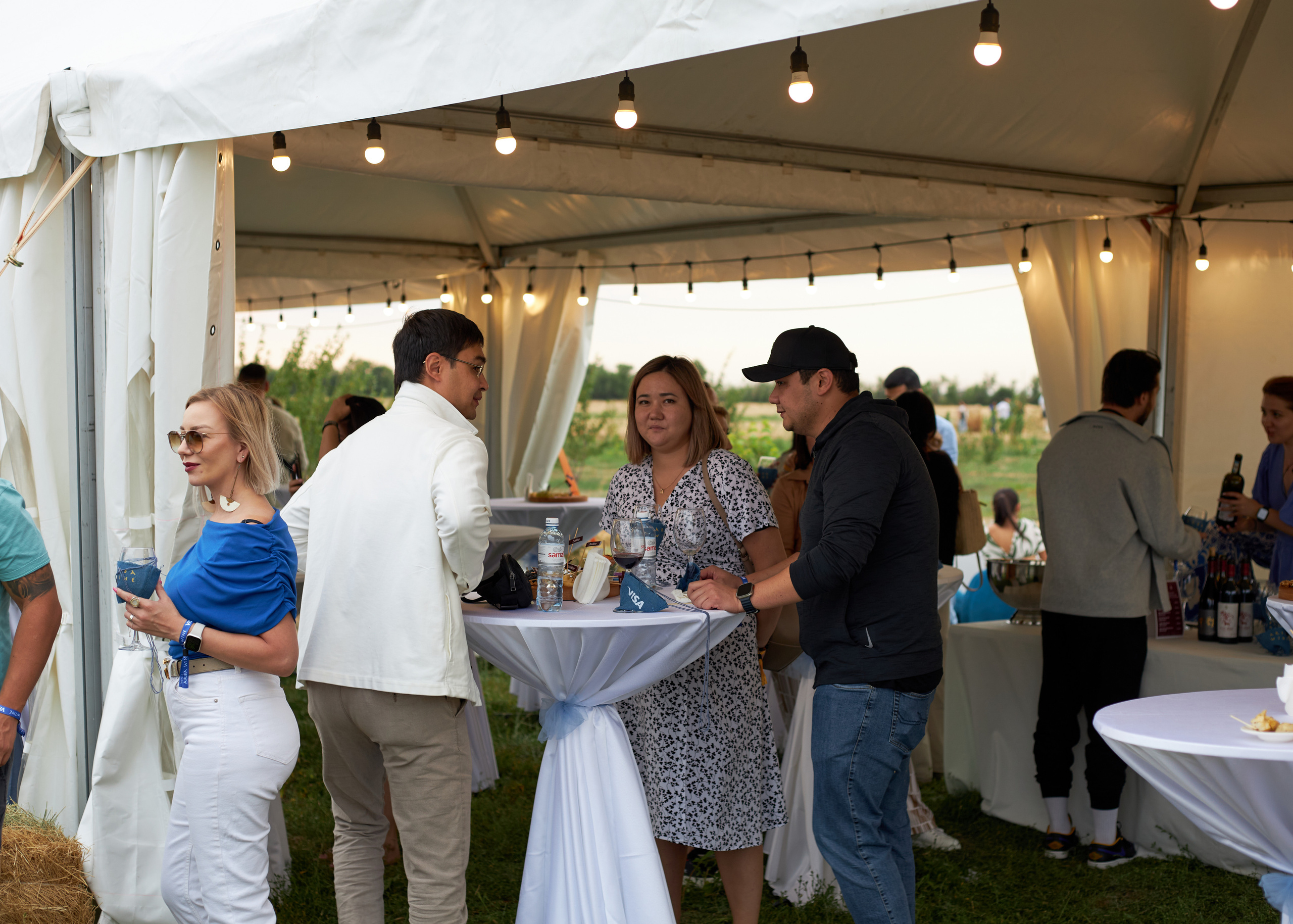 фотограф астана, услуги фотографа, профессиональный фотограф, репортажная съемка, портретная фотосъемка, баскетбол, астана, студийная фотосессия, фотосессия астана, детский фотограф, фотограф на день рождения, фотограф на праздник, выездная фотостудия, фотограф алматы, праздник урожая, арбафест,