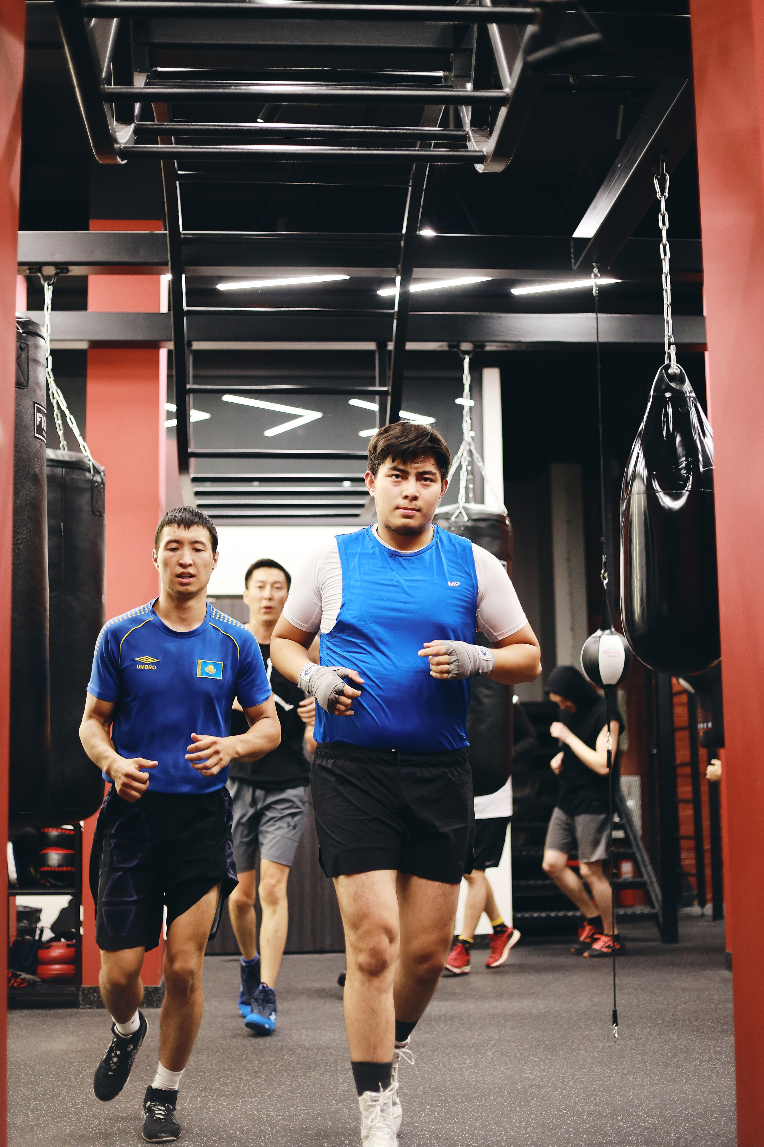 фотограф астана, услуги фотографа, профессиональный фотограф, репортажная съемка, зал бокса, бокс, астана, фотограф астана, услуги фотографа, профессиональный фотограф, репортажная съемка, портретная фотосъемка, баскетбол, астана, студийная фотосессия, фотосессия астана, детский фотограф, фотограф на день рождения, фотограф на праздник, выездная фотостудия, фотограф алматы, праздник урожая, арбафест, matchday.kz, chingizqagan