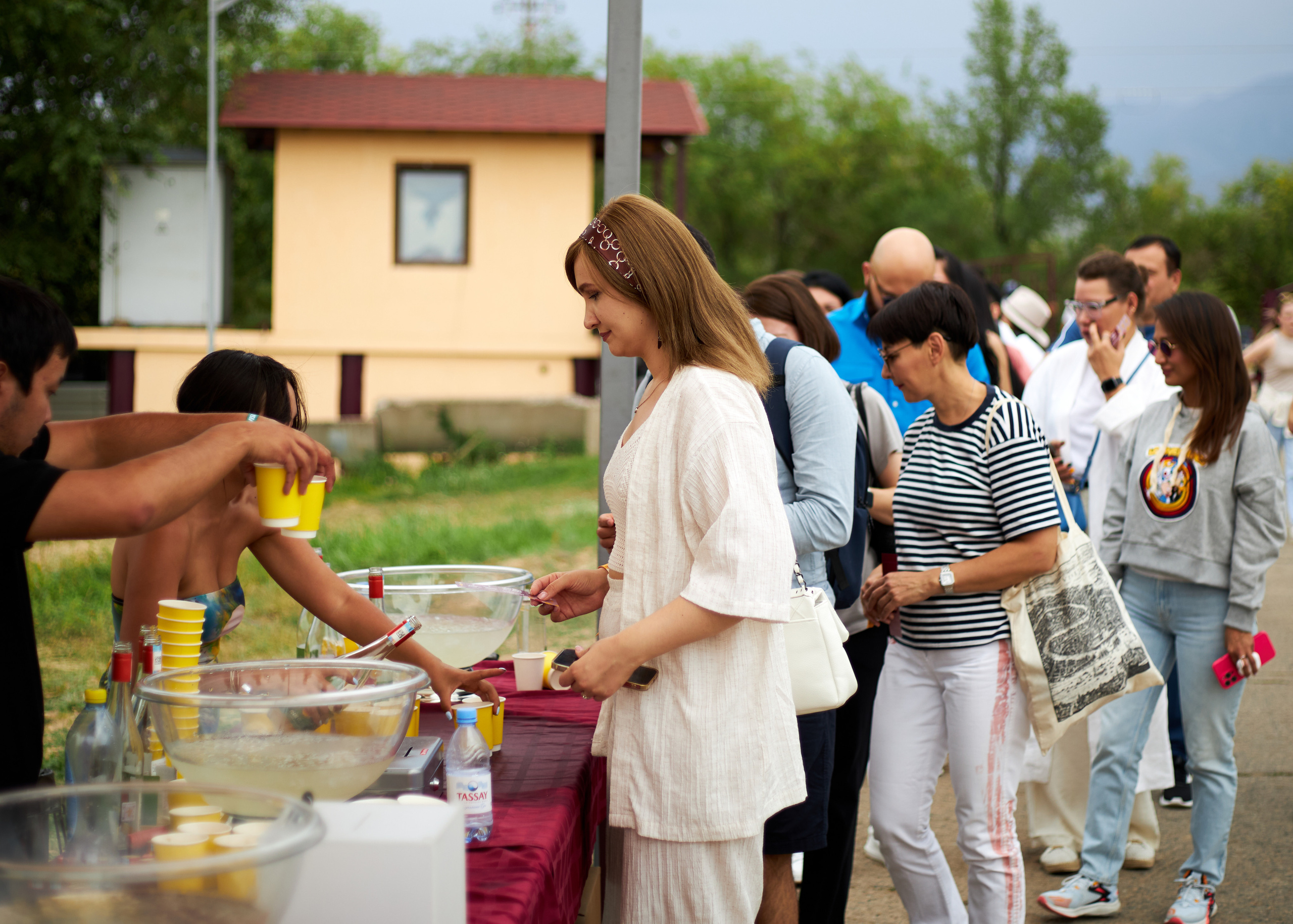 фотограф астана, услуги фотографа, профессиональный фотограф, репортажная съемка, портретная фотосъемка, баскетбол, астана, студийная фотосессия, фотосессия астана, детский фотограф, фотограф на день рождения, фотограф на праздник, выездная фотостудия, фотограф алматы, праздник урожая, арбафест,