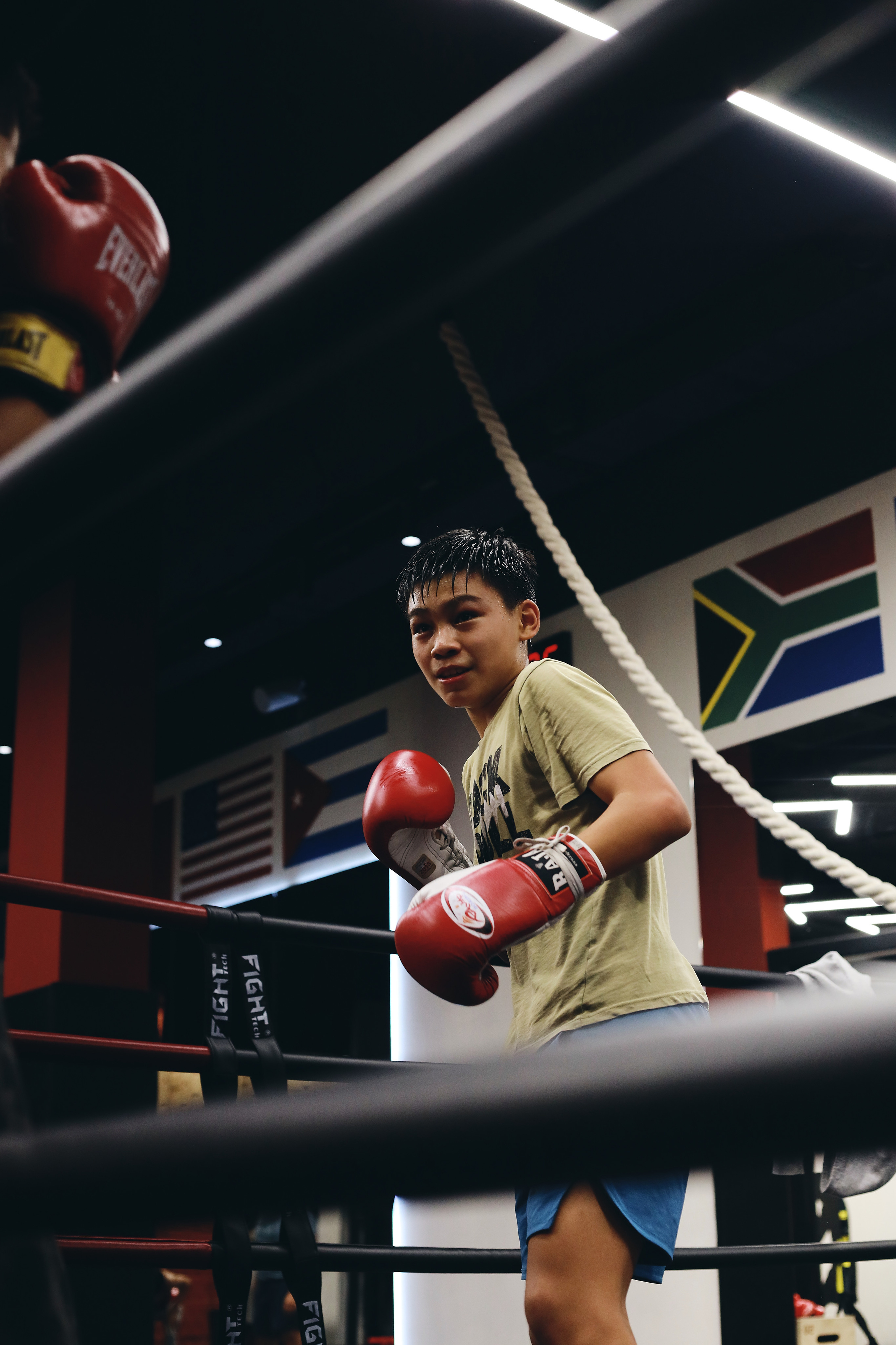 фотограф астана, услуги фотографа, профессиональный фотограф, репортажная съемка, зал бокса, бокс, астана, фотограф астана, услуги фотографа, профессиональный фотограф, репортажная съемка, портретная фотосъемка, баскетбол, астана, студийная фотосессия, фотосессия астана, детский фотограф, фотограф на день рождения, фотограф на праздник, выездная фотостудия, фотограф алматы, праздник урожая, арбафест, matchday.kz, chingizqagan