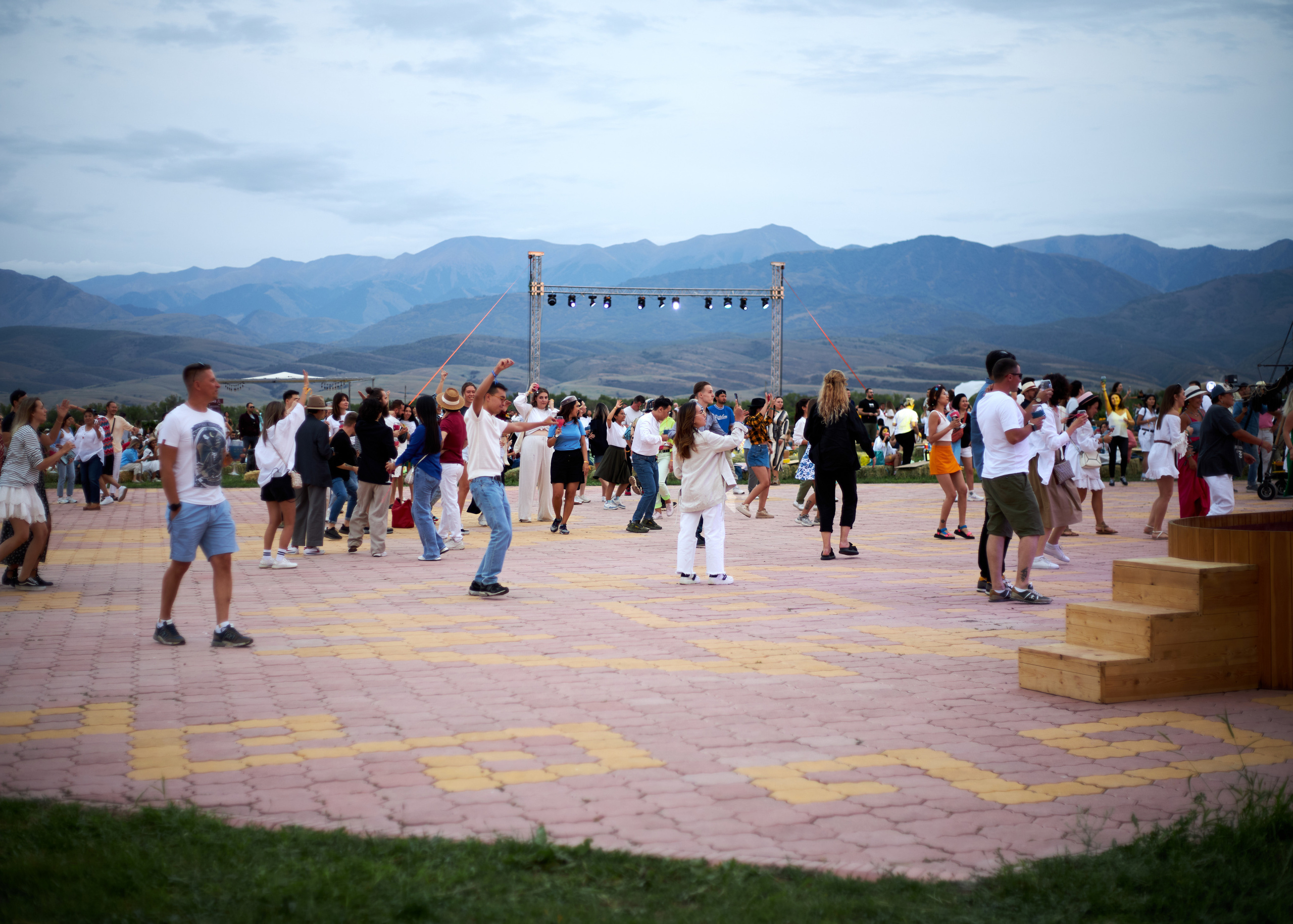 фотограф астана, услуги фотографа, профессиональный фотограф, репортажная съемка, портретная фотосъемка, баскетбол, астана, студийная фотосессия, фотосессия астана, детский фотограф, фотограф на день рождения, фотограф на праздник, выездная фотостудия, фотограф алматы, праздник урожая, арбафест, matchday.kz, chingizqagan