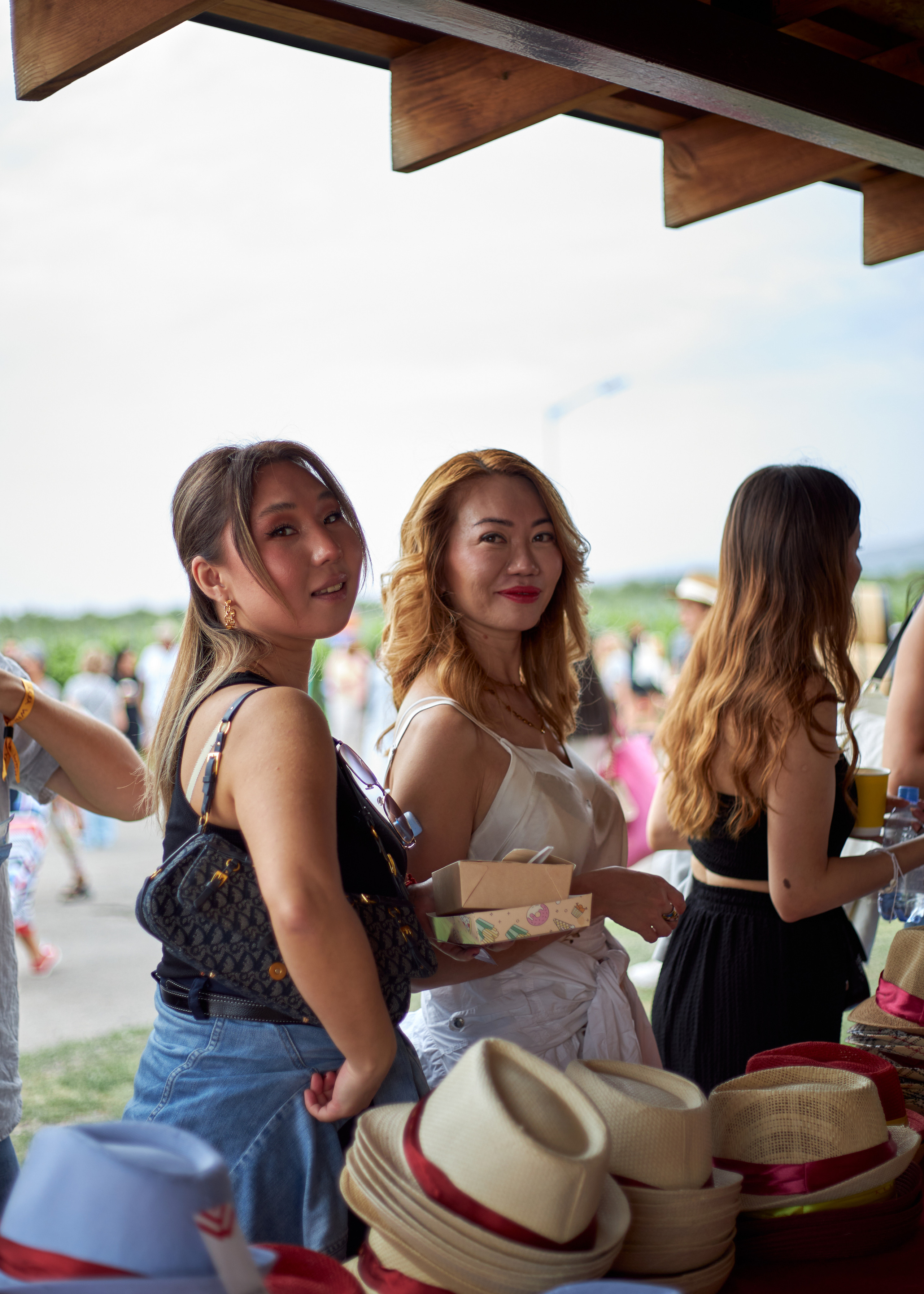 фотограф астана, услуги фотографа, профессиональный фотограф, репортажная съемка, портретная фотосъемка, баскетбол, астана, студийная фотосессия, фотосессия астана, детский фотограф, фотограф на день рождения, фотограф на праздник, выездная фотостудия, фотограф алматы, праздник урожая, арбафест,