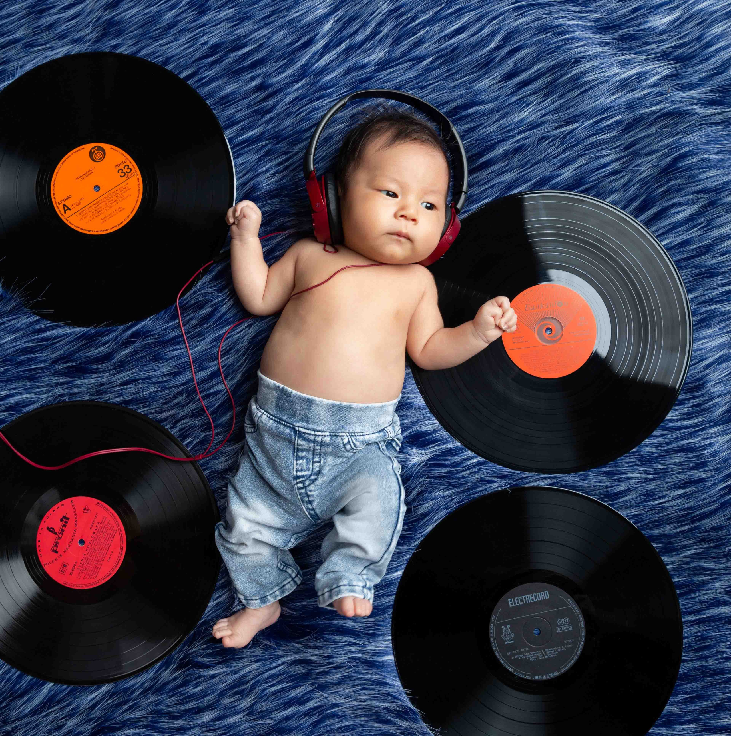 Фотоссесии для малышей, новорожденных Алматы. Фотостудия Алматы. Семейная и детская фотостудия Family studio.Фотограф Алматы