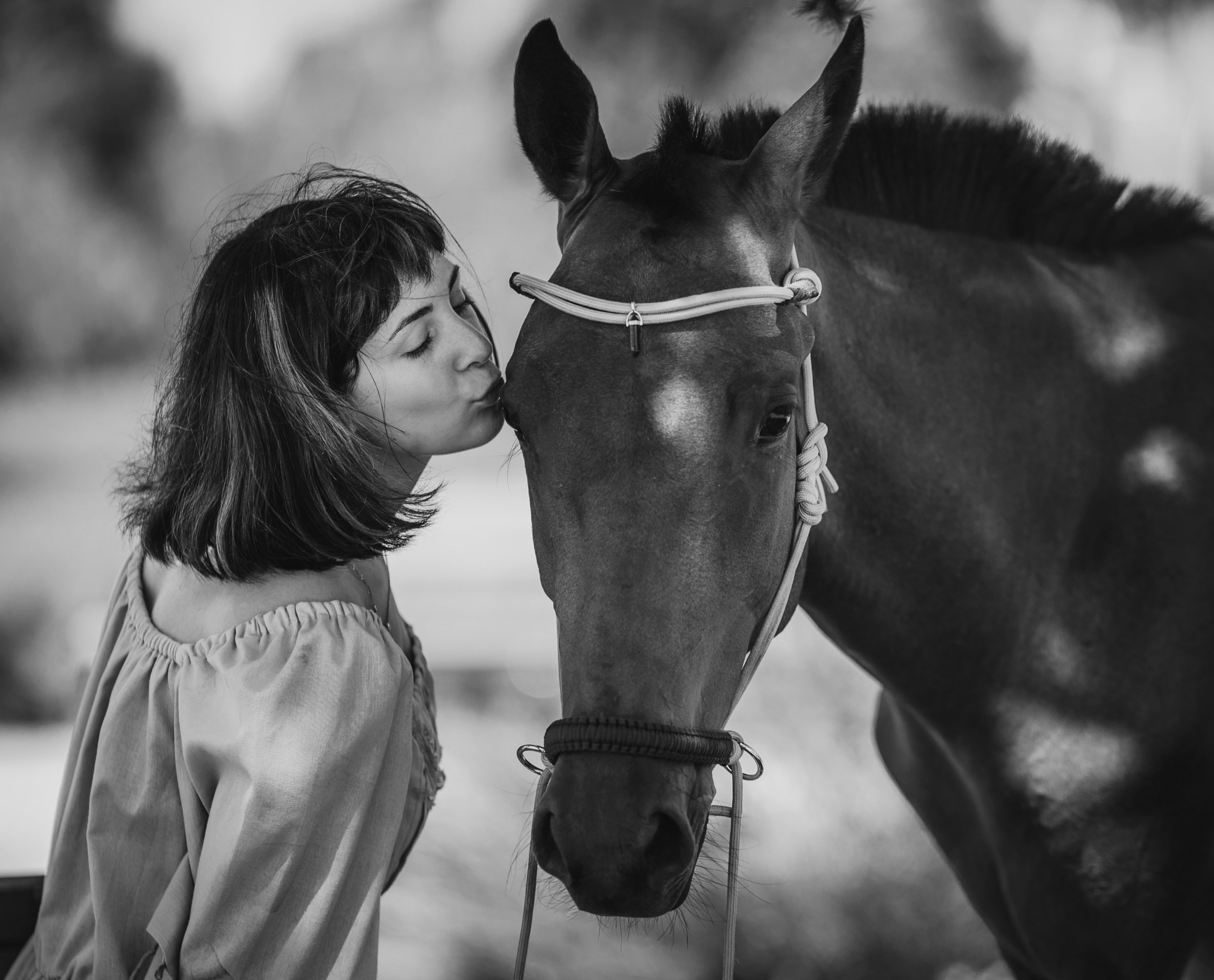Даша и Сара.Мариуполь. Фотограф Варвара Ермоленко