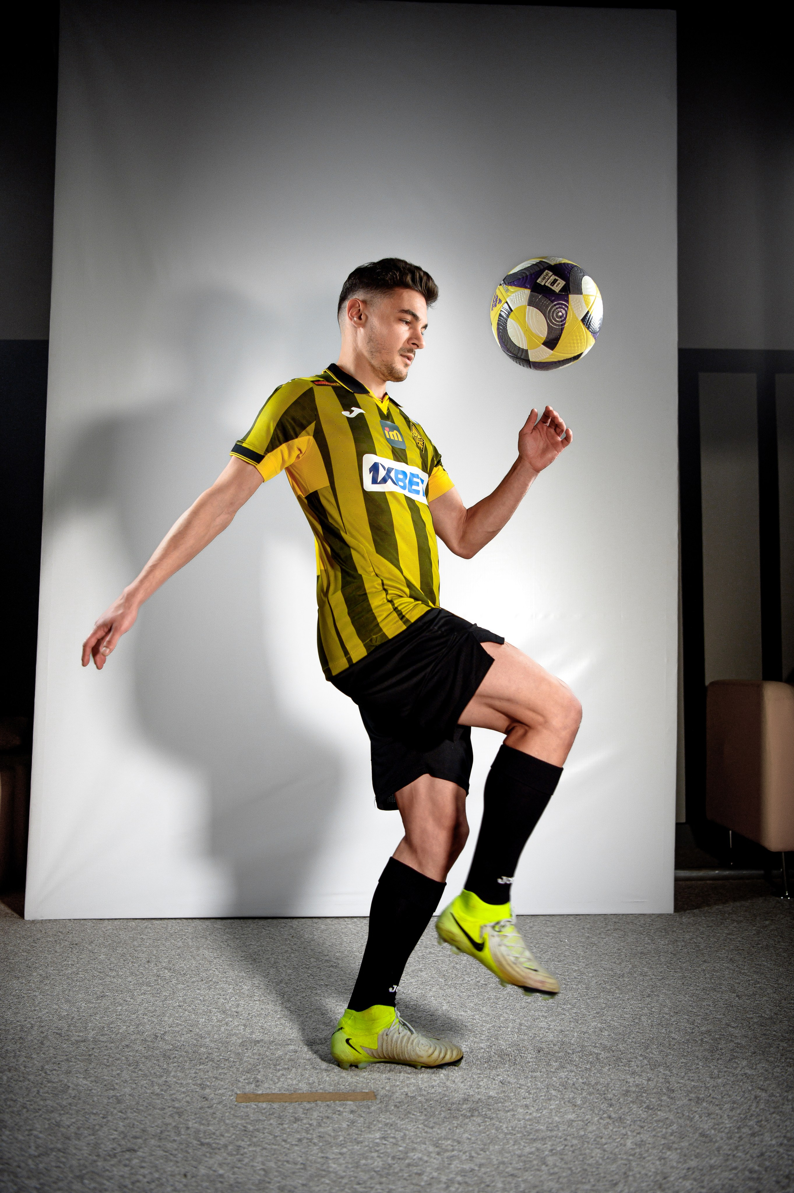 Корпоративный Портрет. Елена Северина фотограф, Алматы: репортаж (спорт, концерты, конференции), предметная и фуд-съёмка, портреты, каталоги, фэшн, ретушь