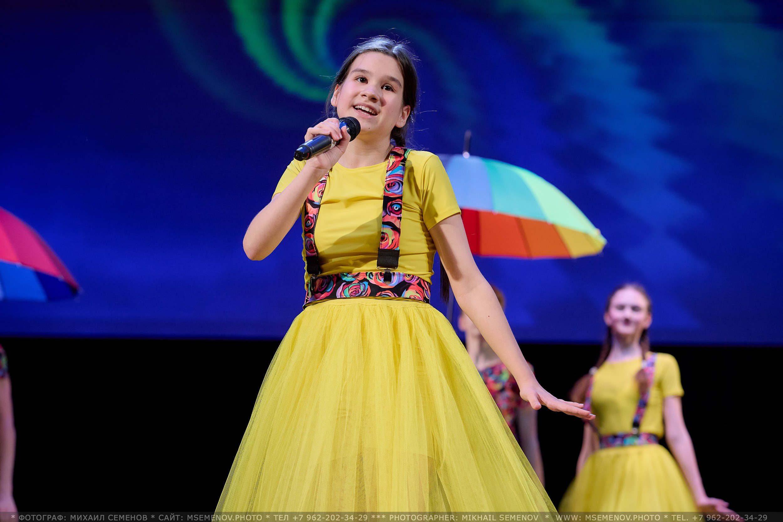 Концерт «Веселая семейка». Photographer for business Mikhail Semenov. Aqua photo studio, photo school