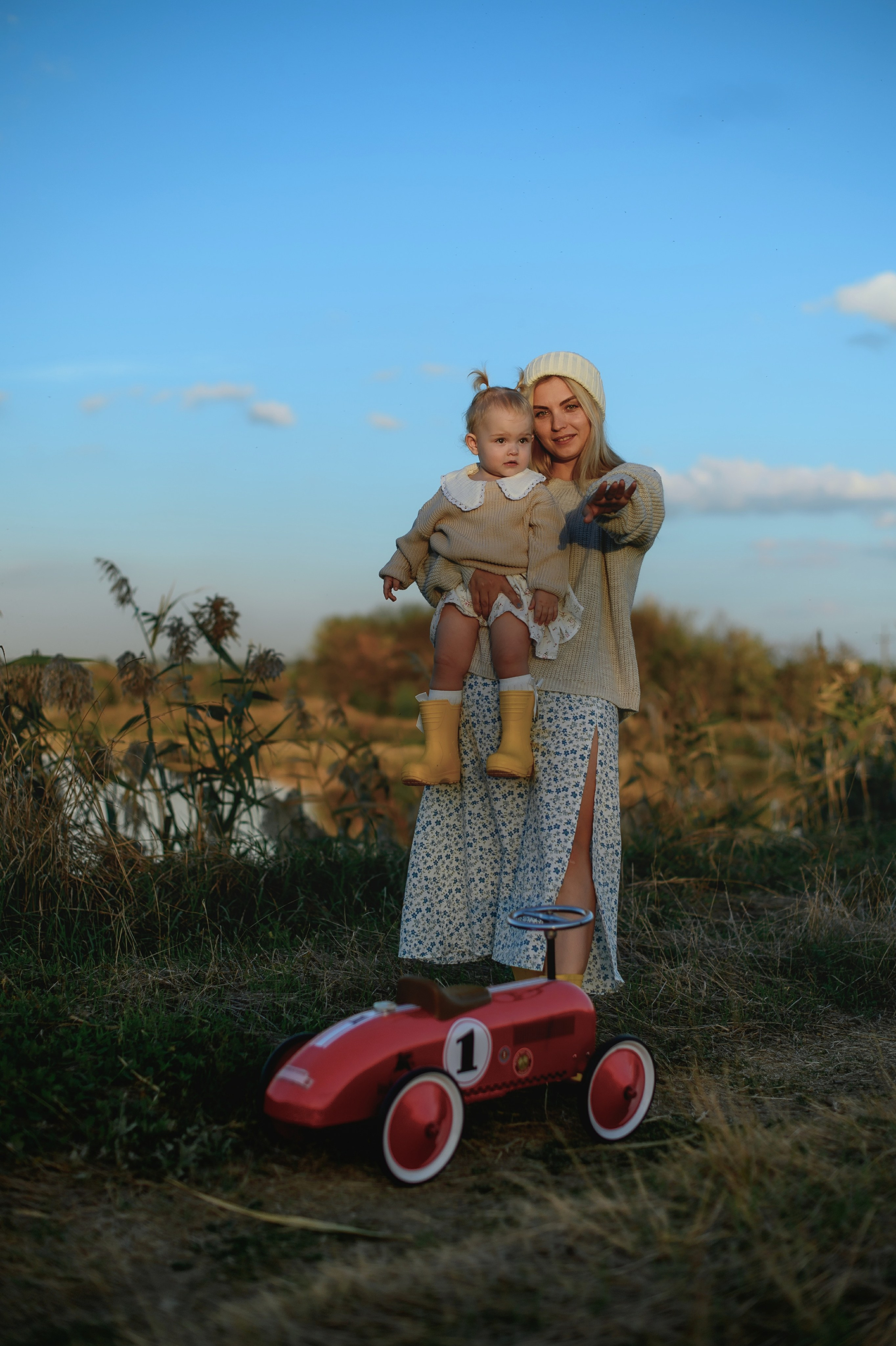 Осенняя история. Мама с дочкой. Фотограф Котова Валентина