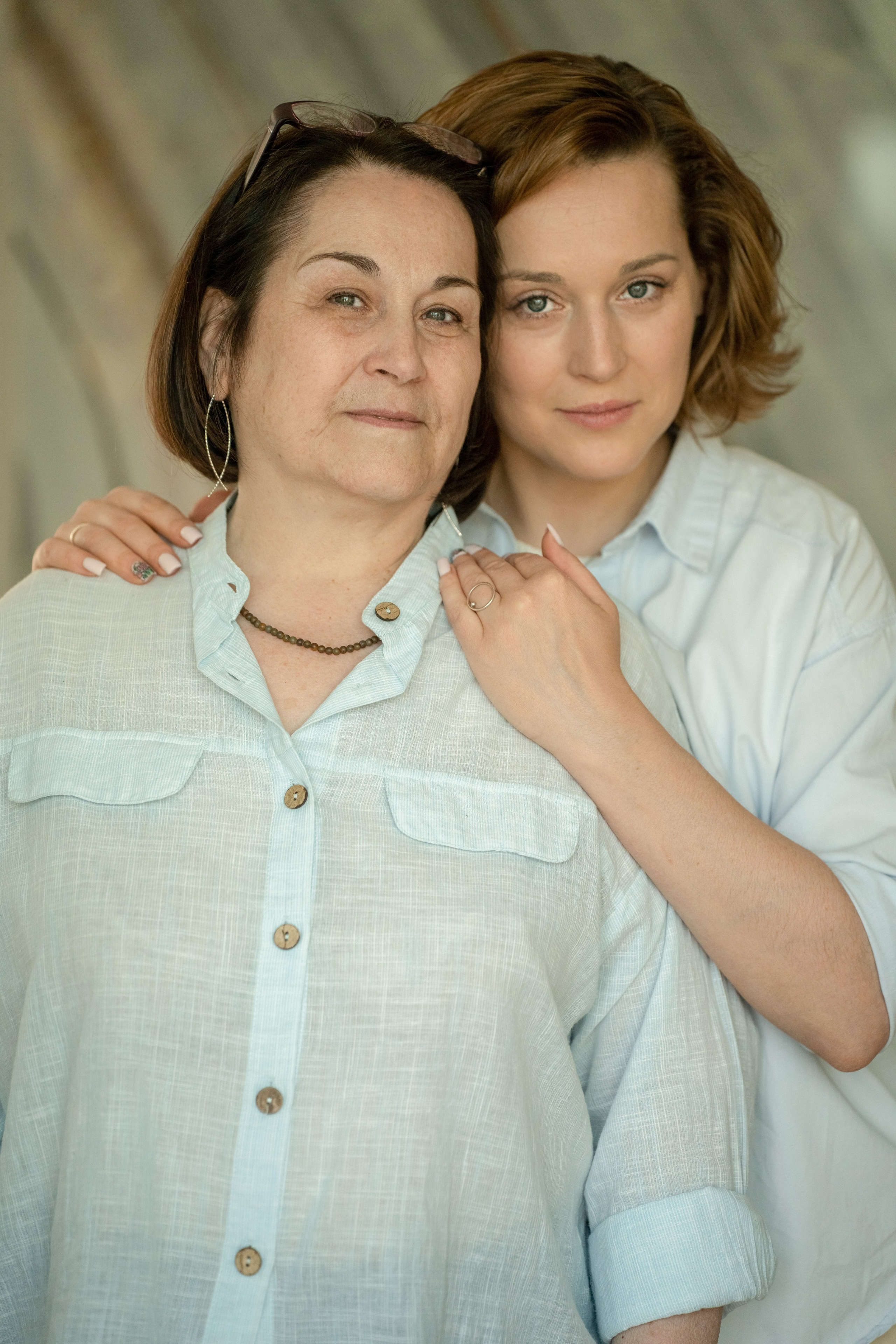 Портрет мамы с взрослой дочкой