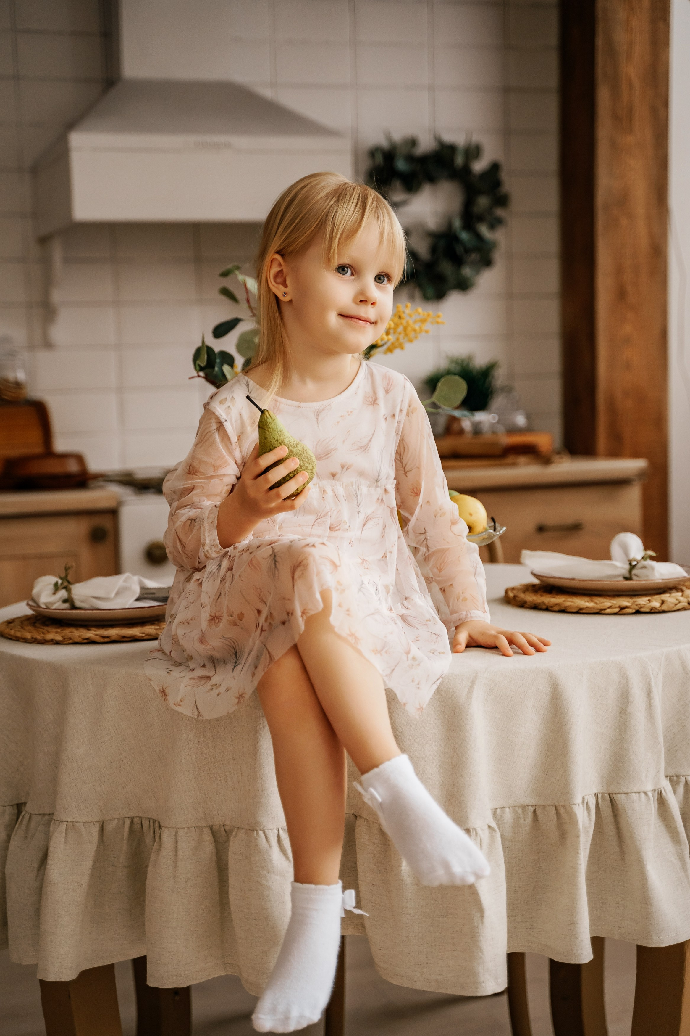 Семейная фотосессия в студии. Семейный и свадебный фотограф Минск Юрий Прилепов. Выпускные альбомы!