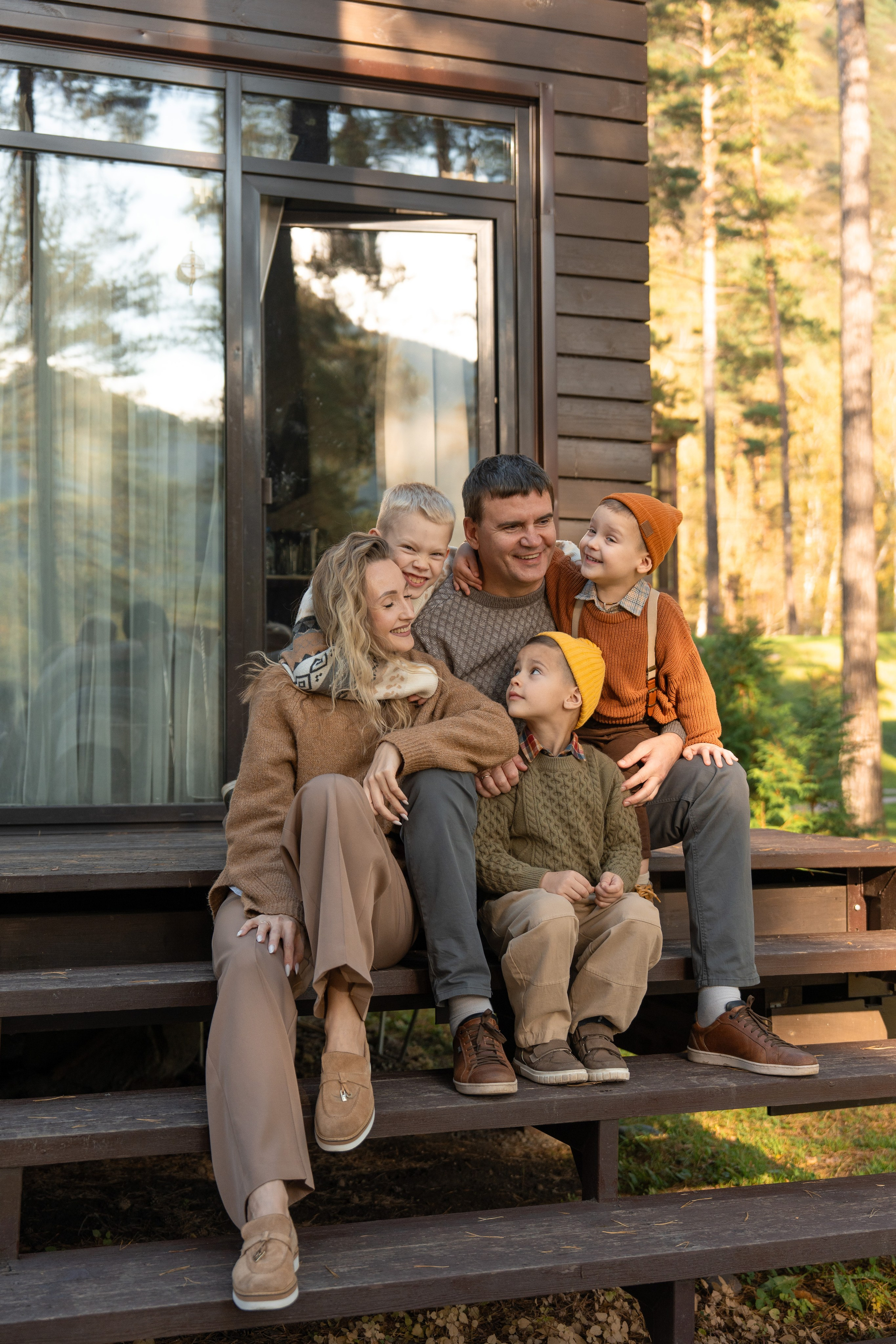 Семейная фотосессия в Москве для большой семьи. Свадебный фотограф в Москве Анна Полушина