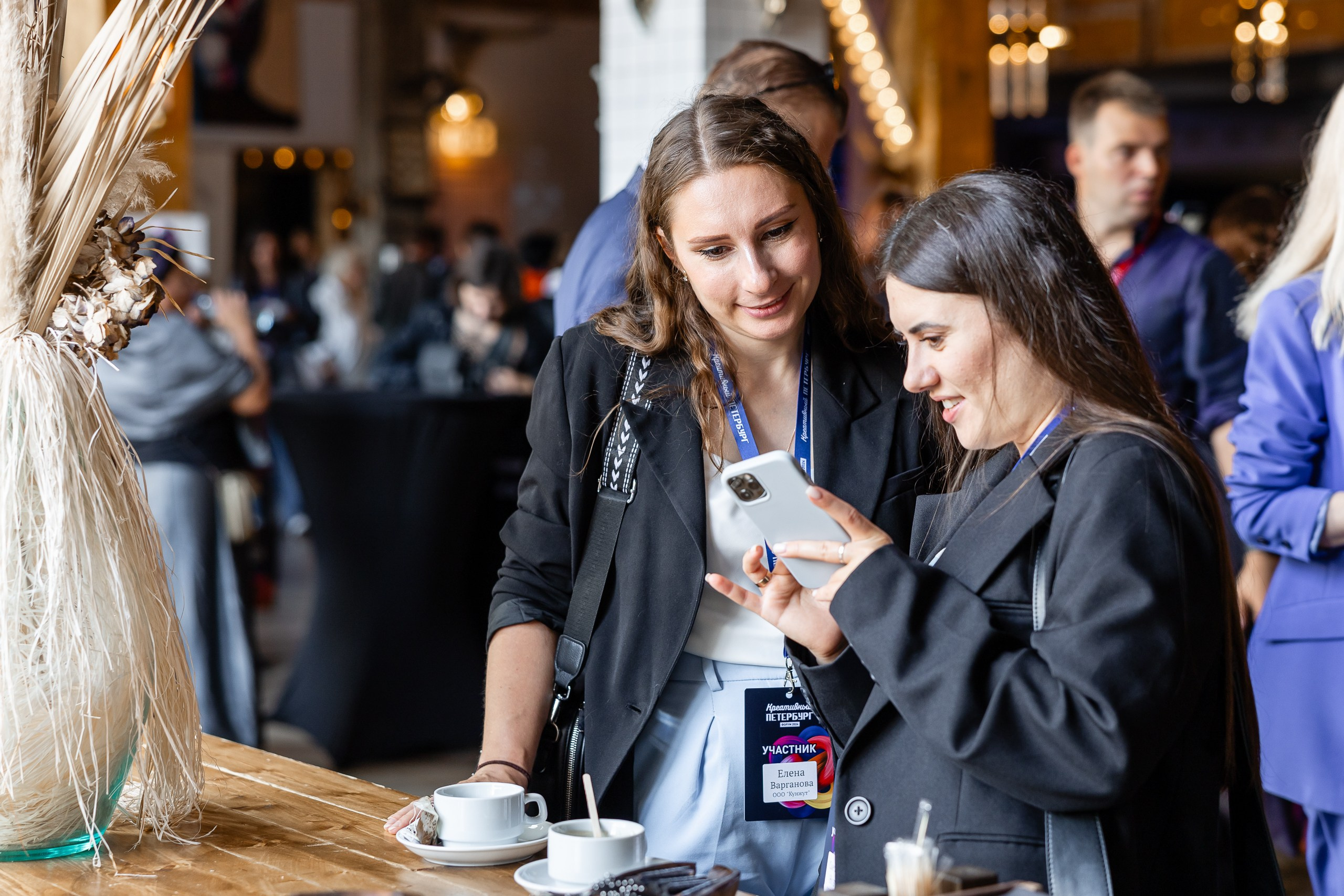 Форум «Креативный Петербург». Фотограф в Санкт-Петербурге — Сергей Петров