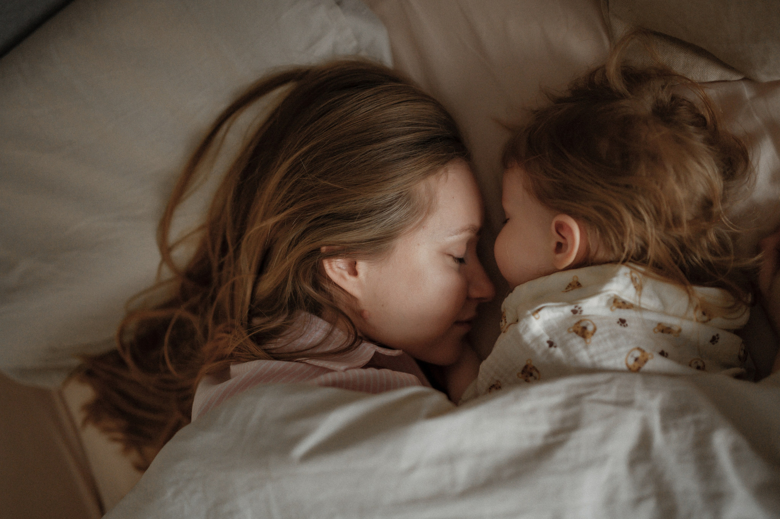 Даша и Варя дома. Семейный и свадебный lifestyle-фотограф в Москве Мария Петрова