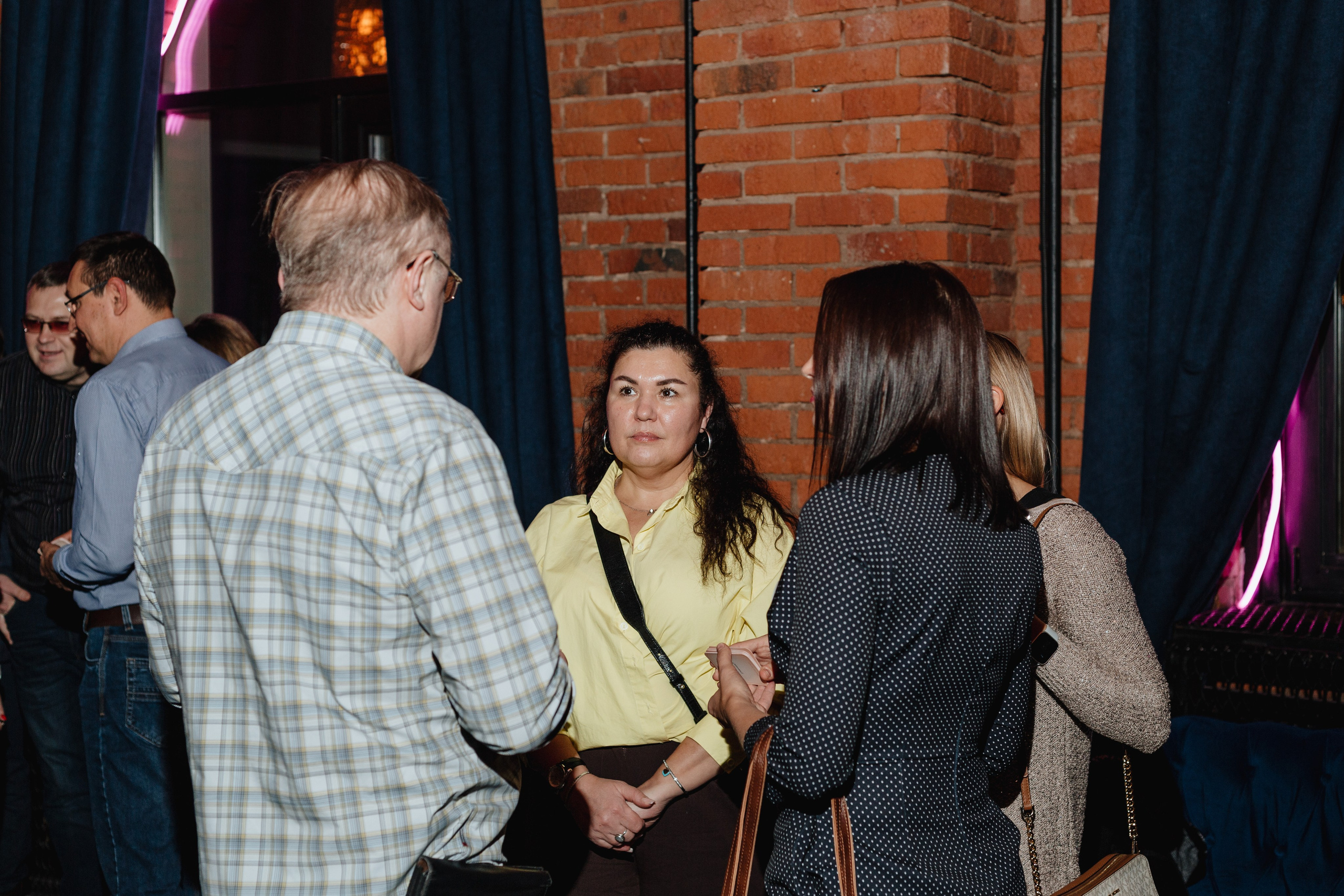 Вечеринка знакомств. Портретный фотограф Москва Юлия Трякина