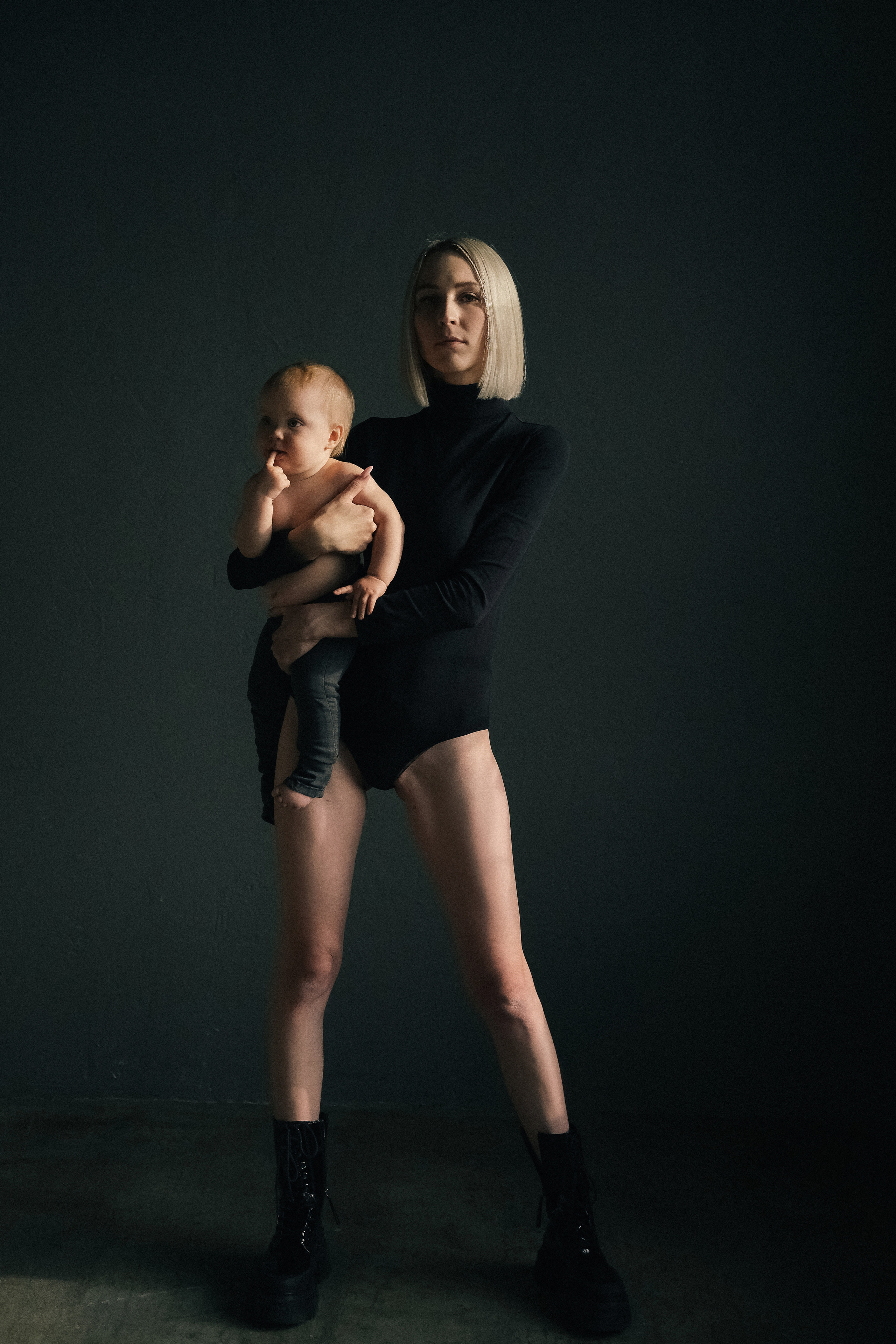 Катя — студийная съемка. Главная