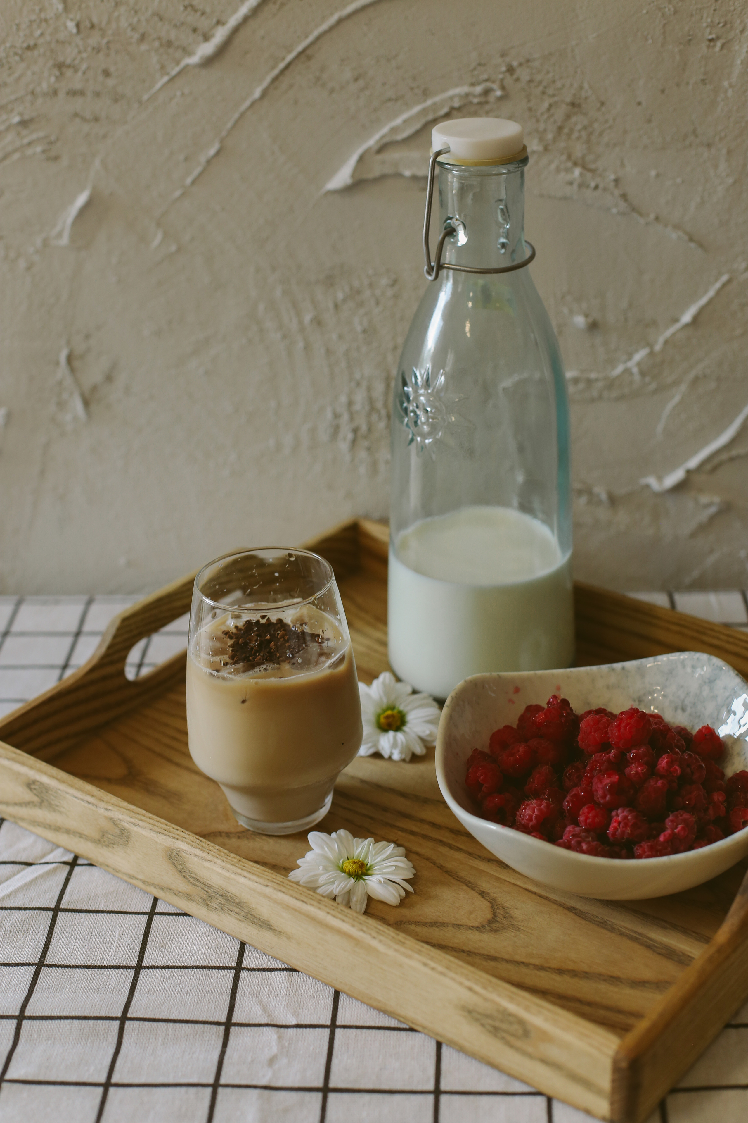 Контент съемка для магазина посуды. Главная