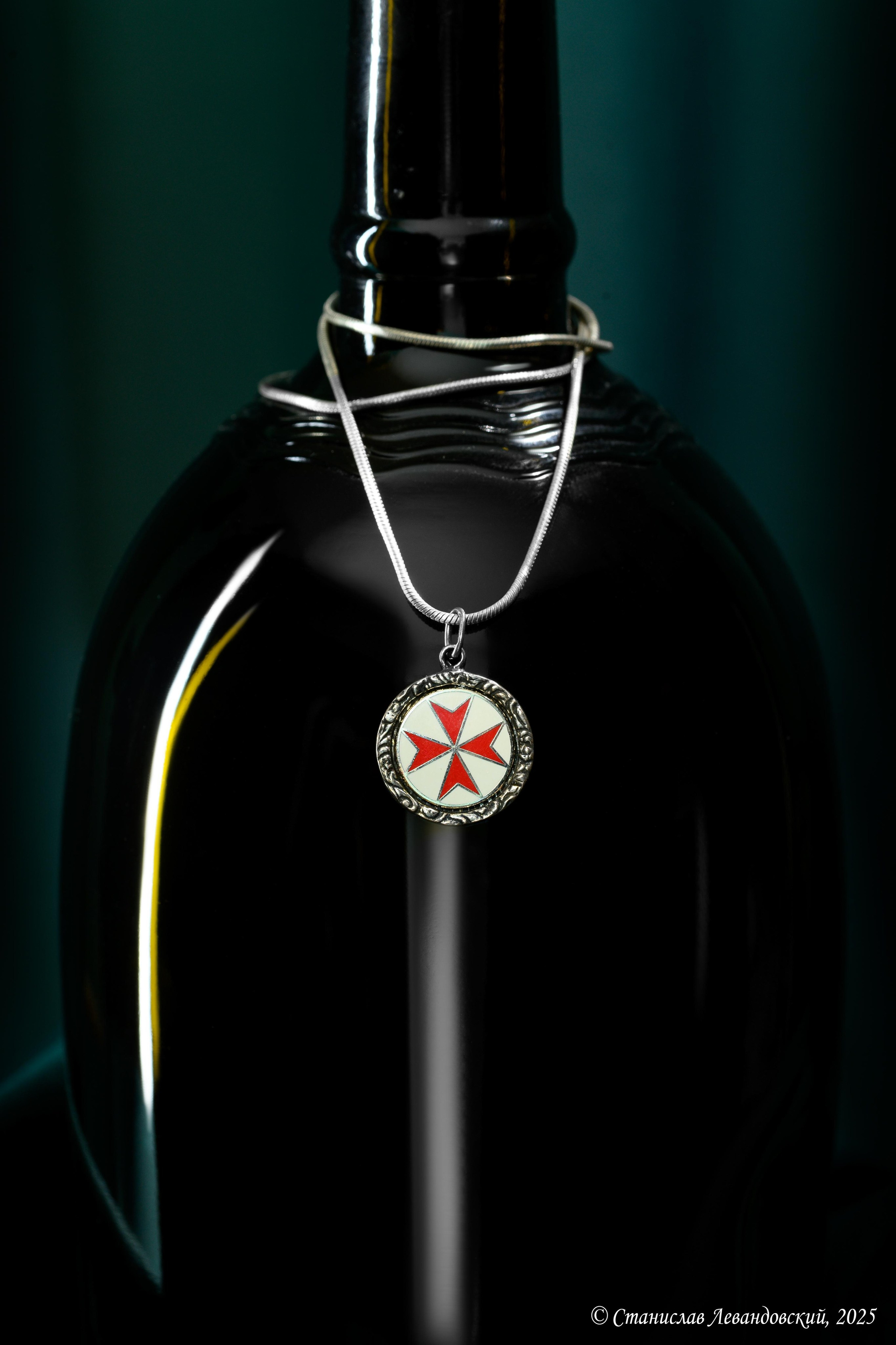 Предметы с глянцевой поверхностью. Предметный фотограф в Москве Станислав Левандовский