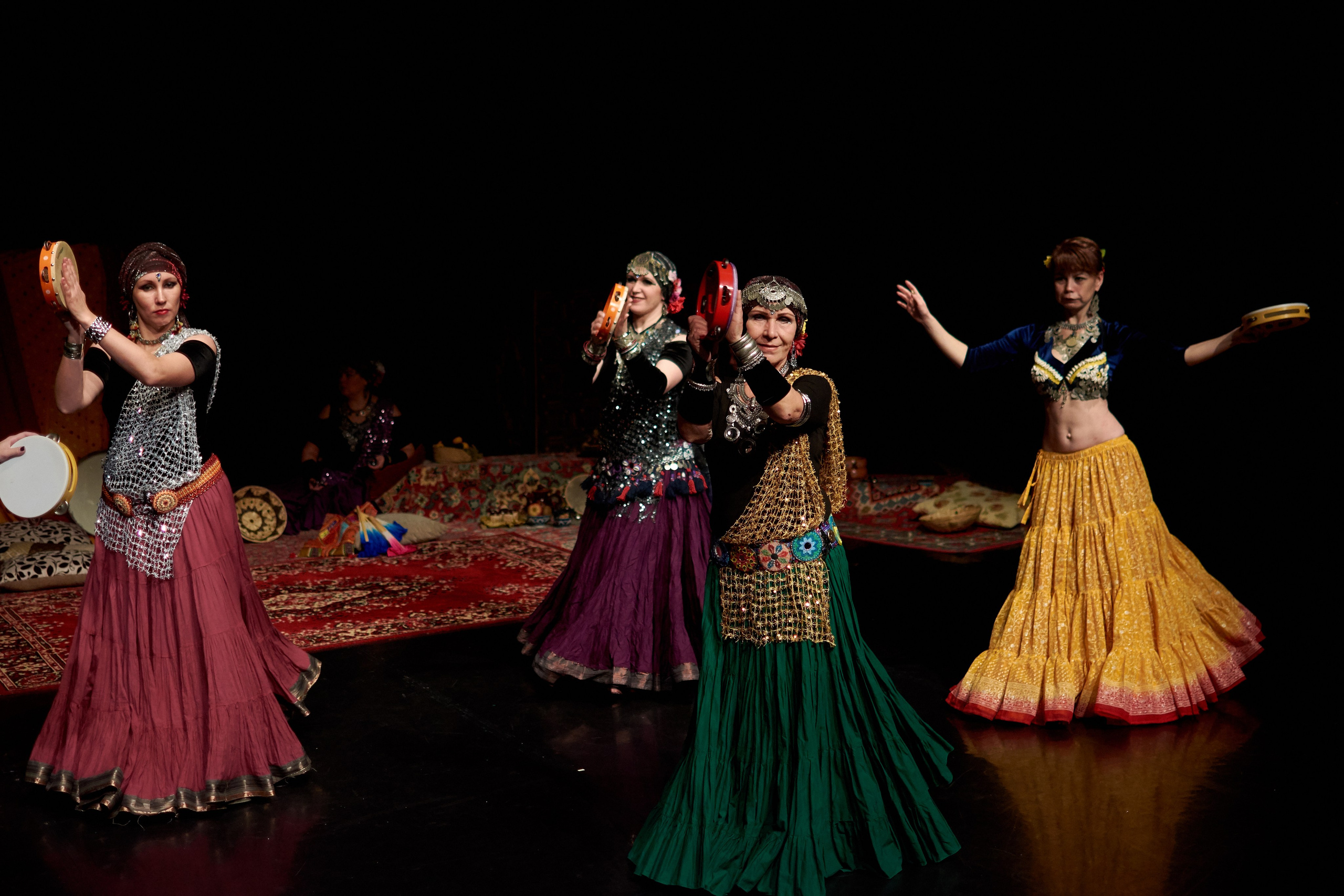 Город танцующего народа. Ольга Чёкотова (Фотограф Кострома)