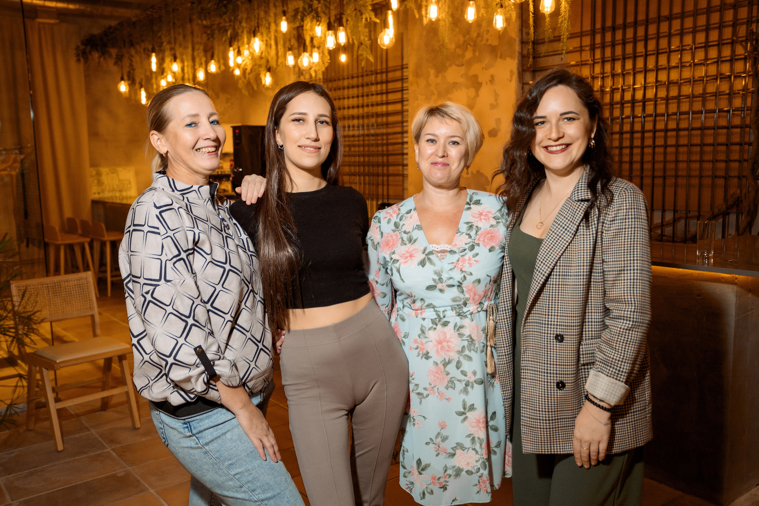 ПРИМЕР: Корпоратив Мамин Хлеб. Все фото. Профессиональный фотограф в Ижевске Леша Петров