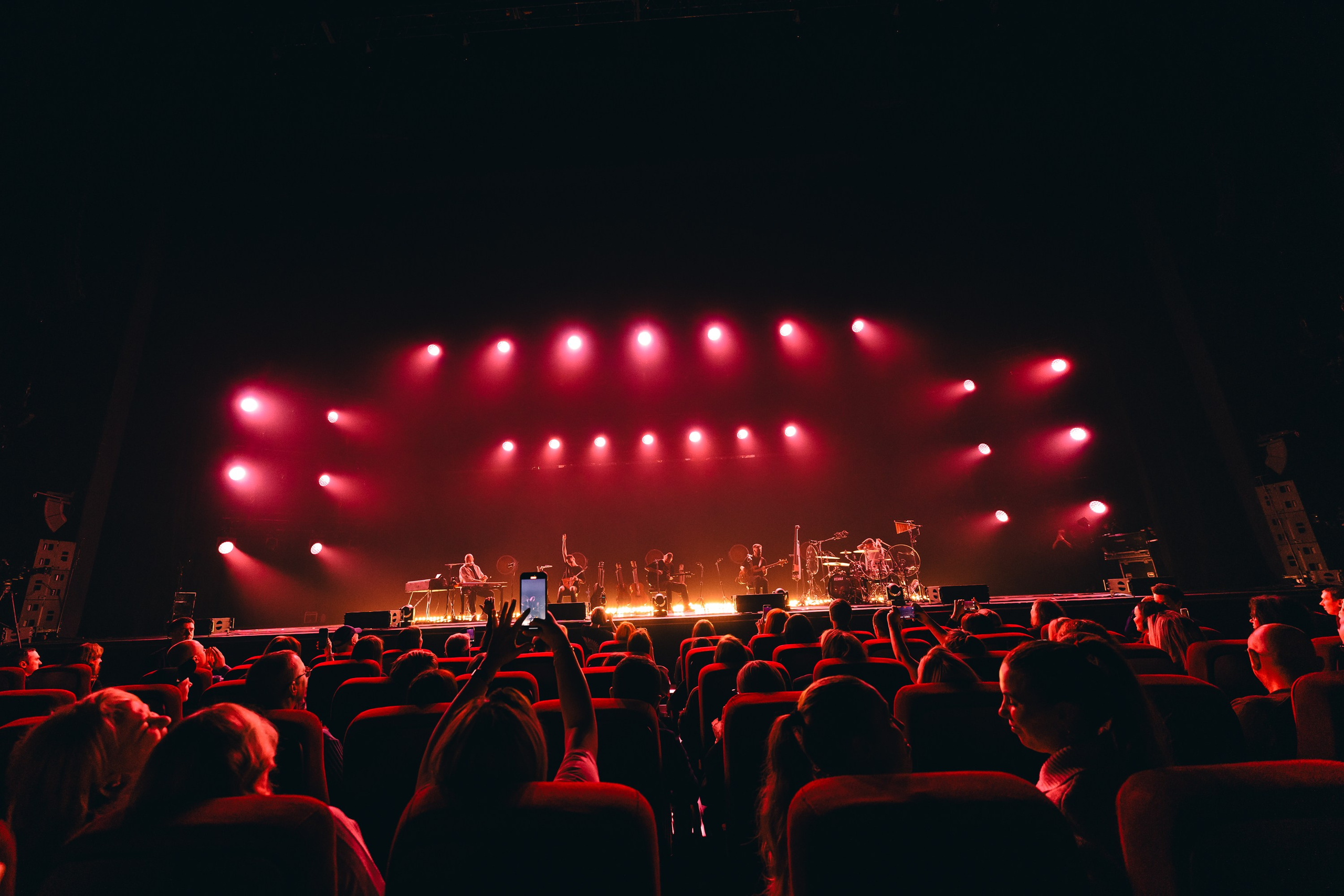 Звери. Магия музыки в кадре: Концертная Фотография