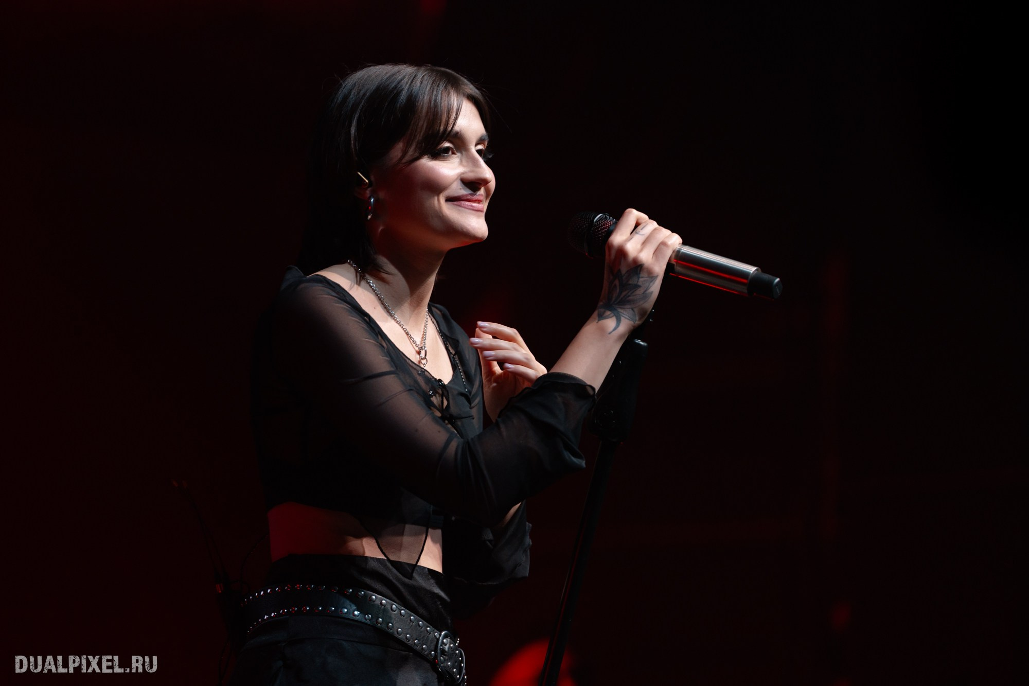 Mona. Магия музыки в кадре: Концертная Фотография