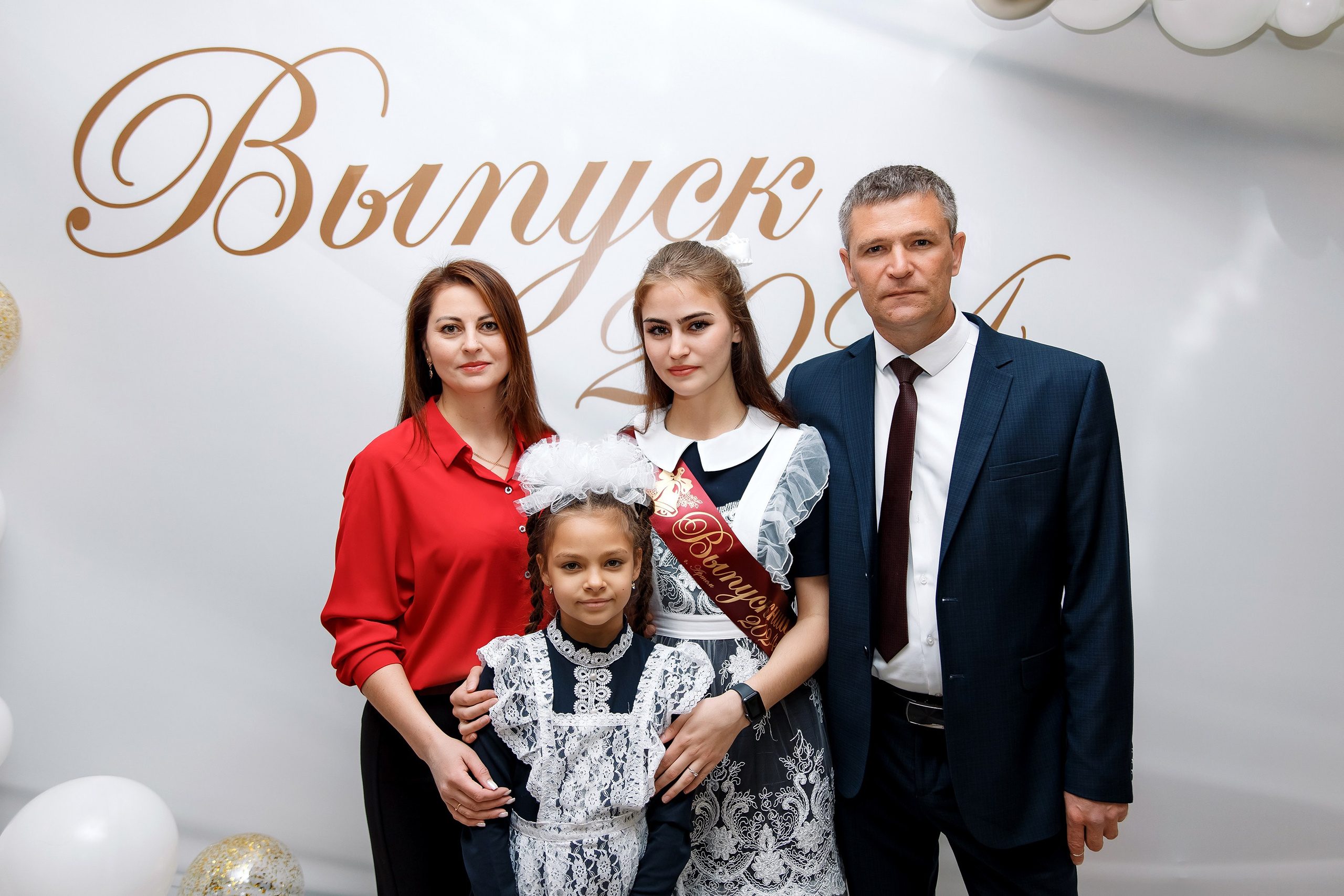 11 класс Последний звонок. Фотограф Любовь Корниенко, Примоский край