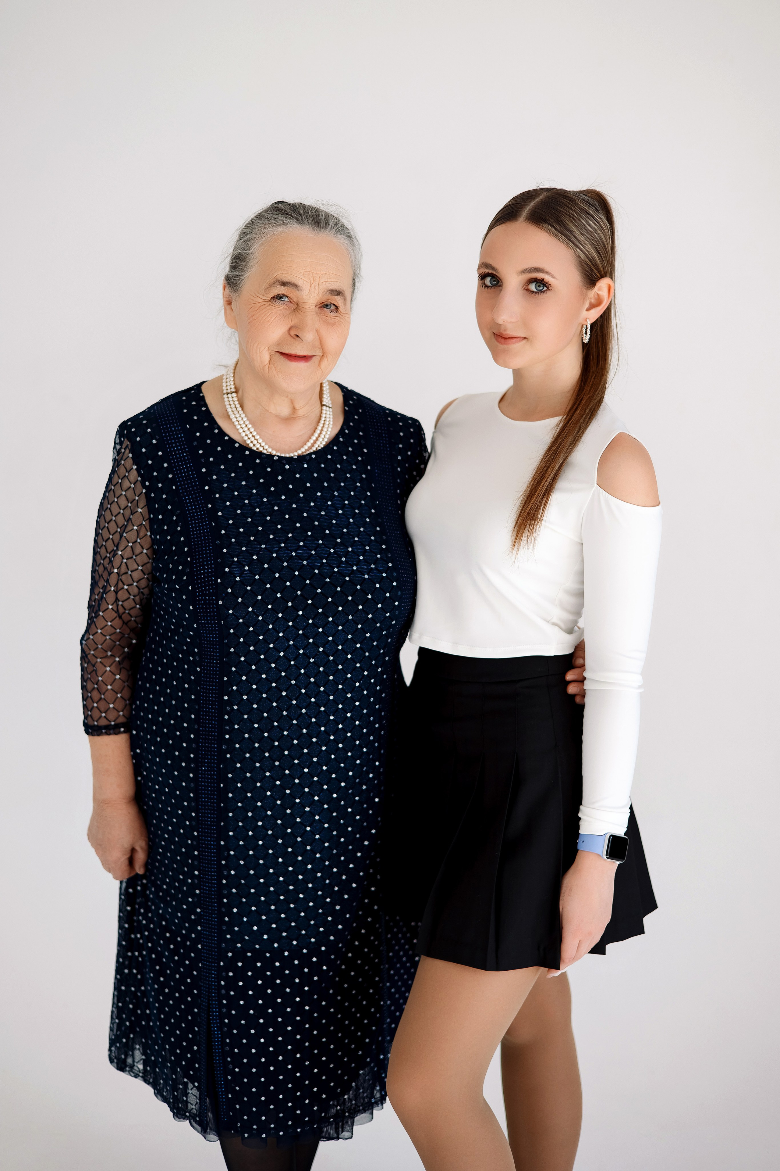 11 класс съемка на циклораме. Фотограф Любовь Корниенко, Примоский край