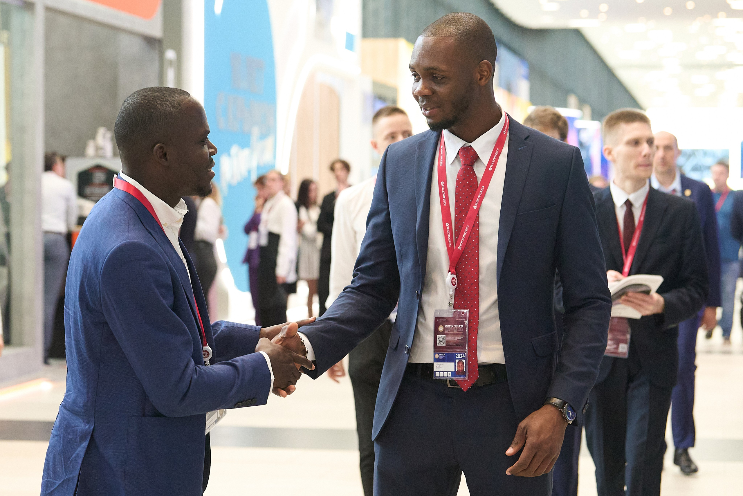 ПМЭФ- 2024 (Санкт-Петербург). Репортаж | фотосъемка в Москве и РФ | Фотограф Александр Емелькин