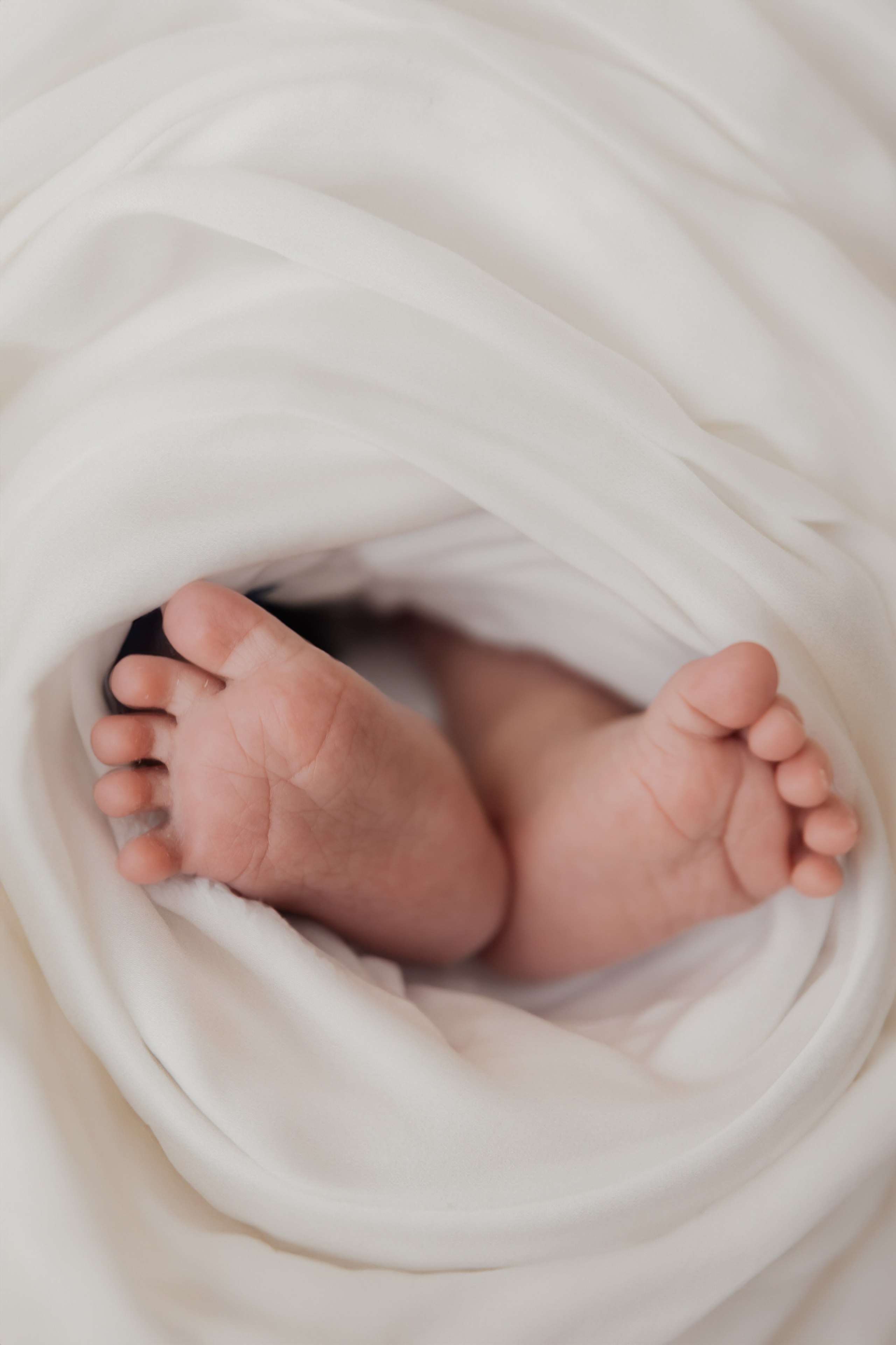 Lifestyle Newborn Photoshoot Dubai | Real Moments