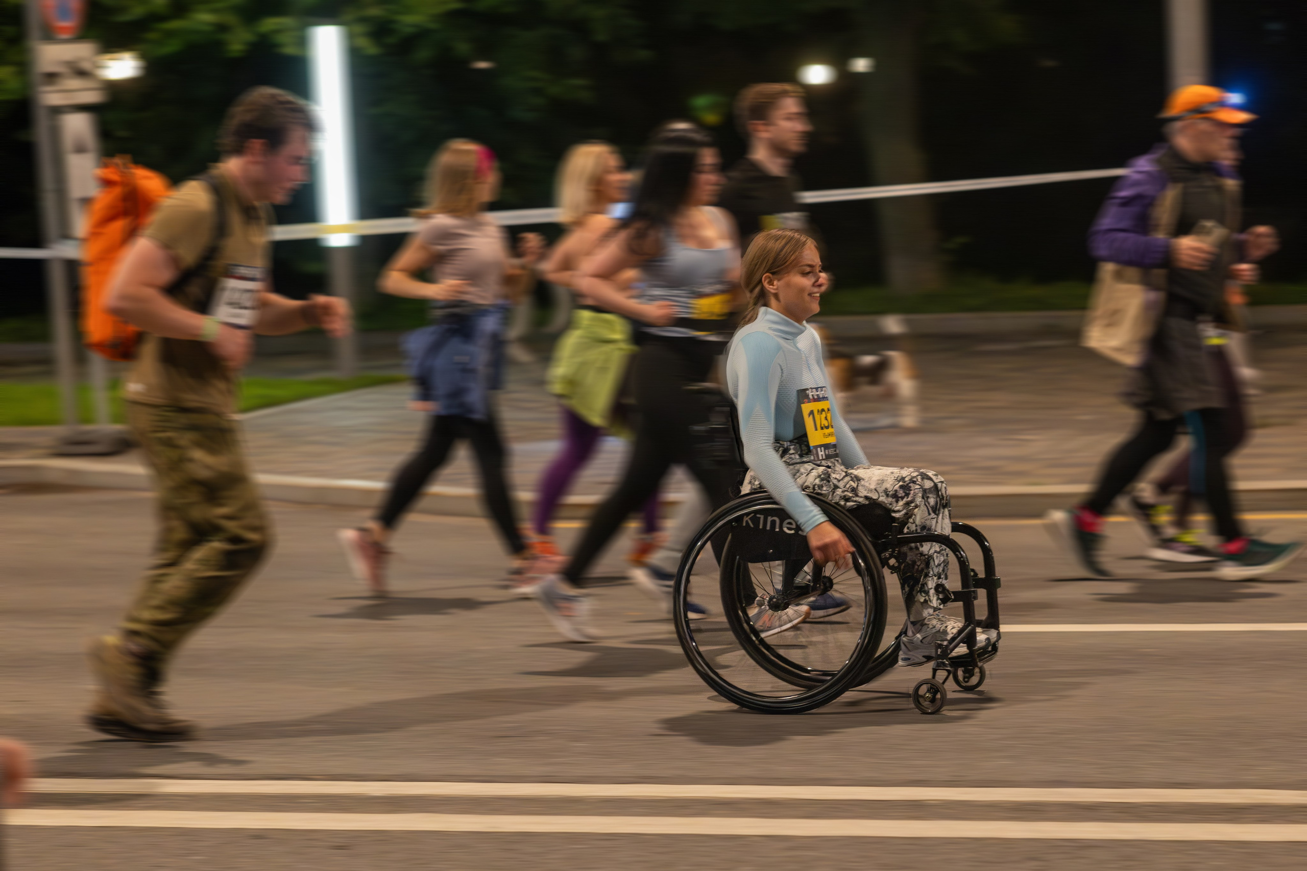 Ночной забег 2025. Фотограф Сергей Ловкий