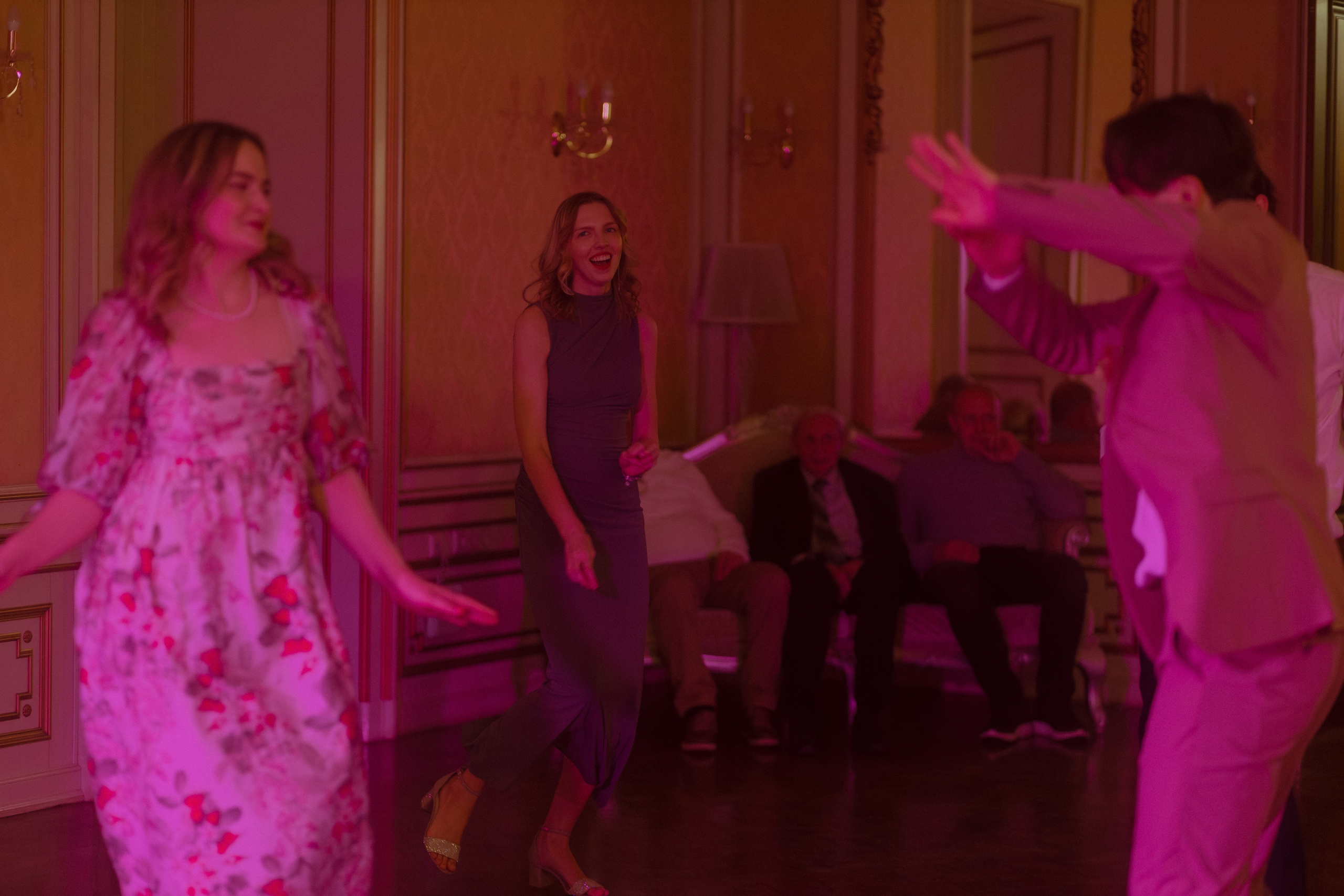 Welcome back to your own dinner party. Фотограф Лия Козловская Минск