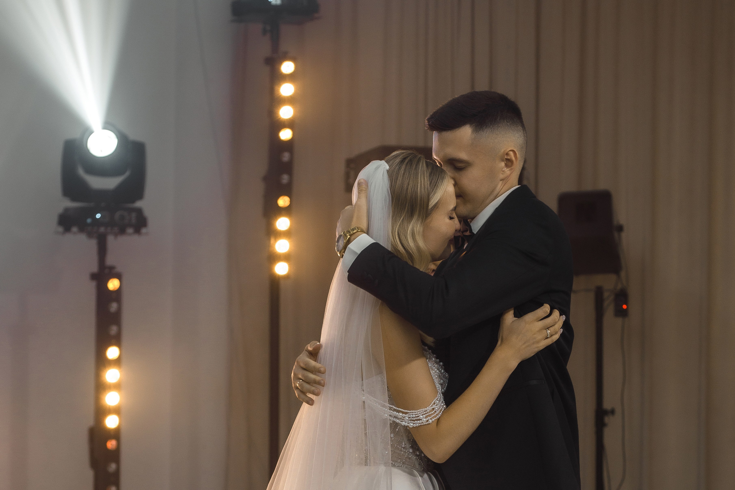 A|T. Свадебный и семейный фотограф в Саратове Анжела Борисова