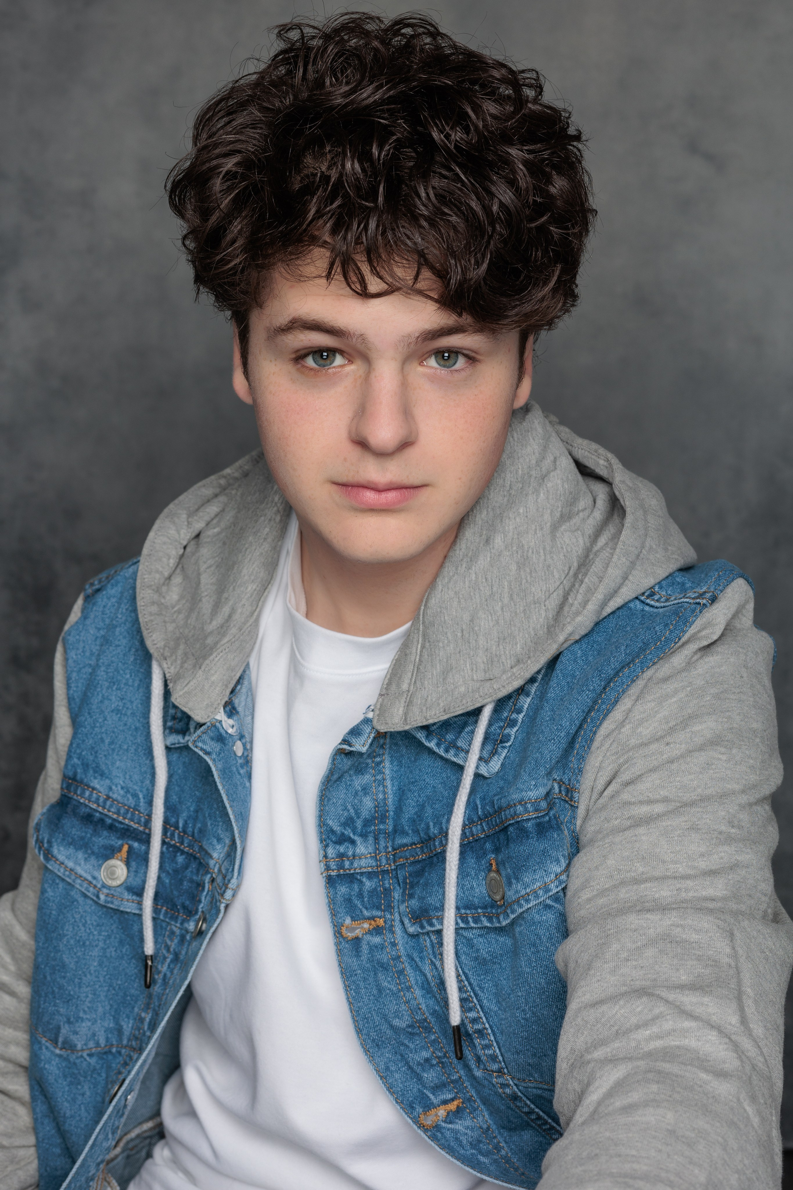 ВЛАД. Я фотограф из Москвы к Вашим услугам